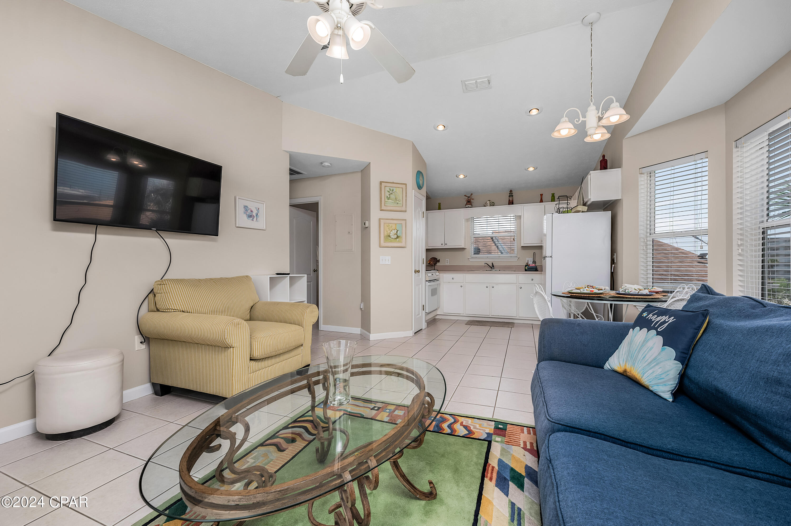 Kiska Beach - Residential