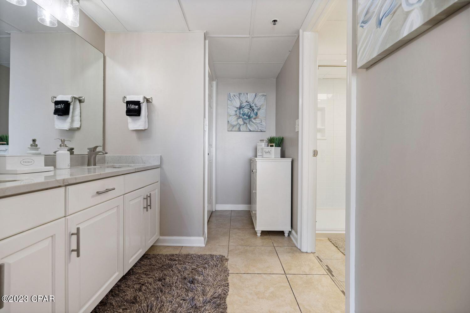 Long Beach Towers I - Residential