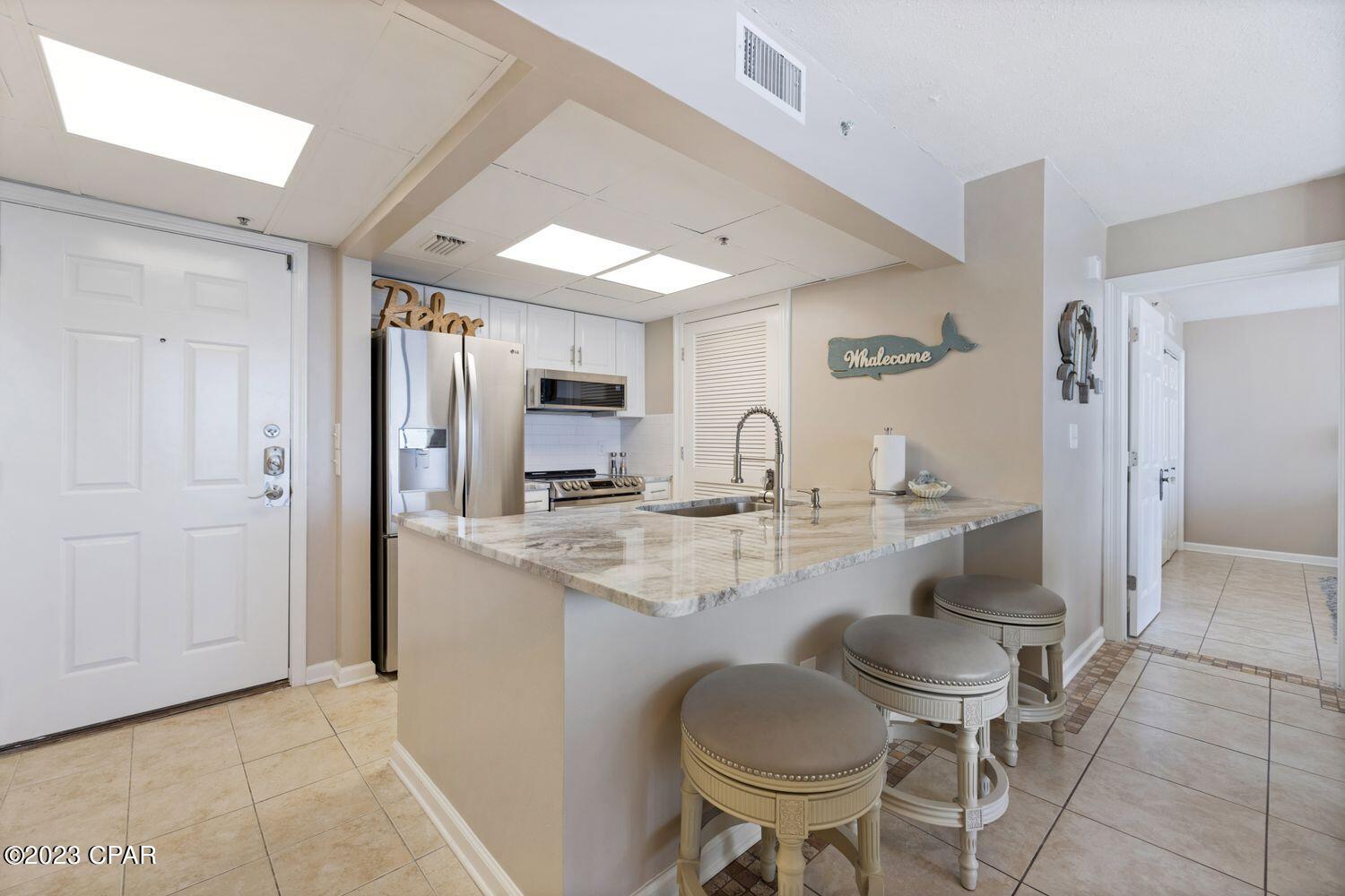 Long Beach Towers I - Residential