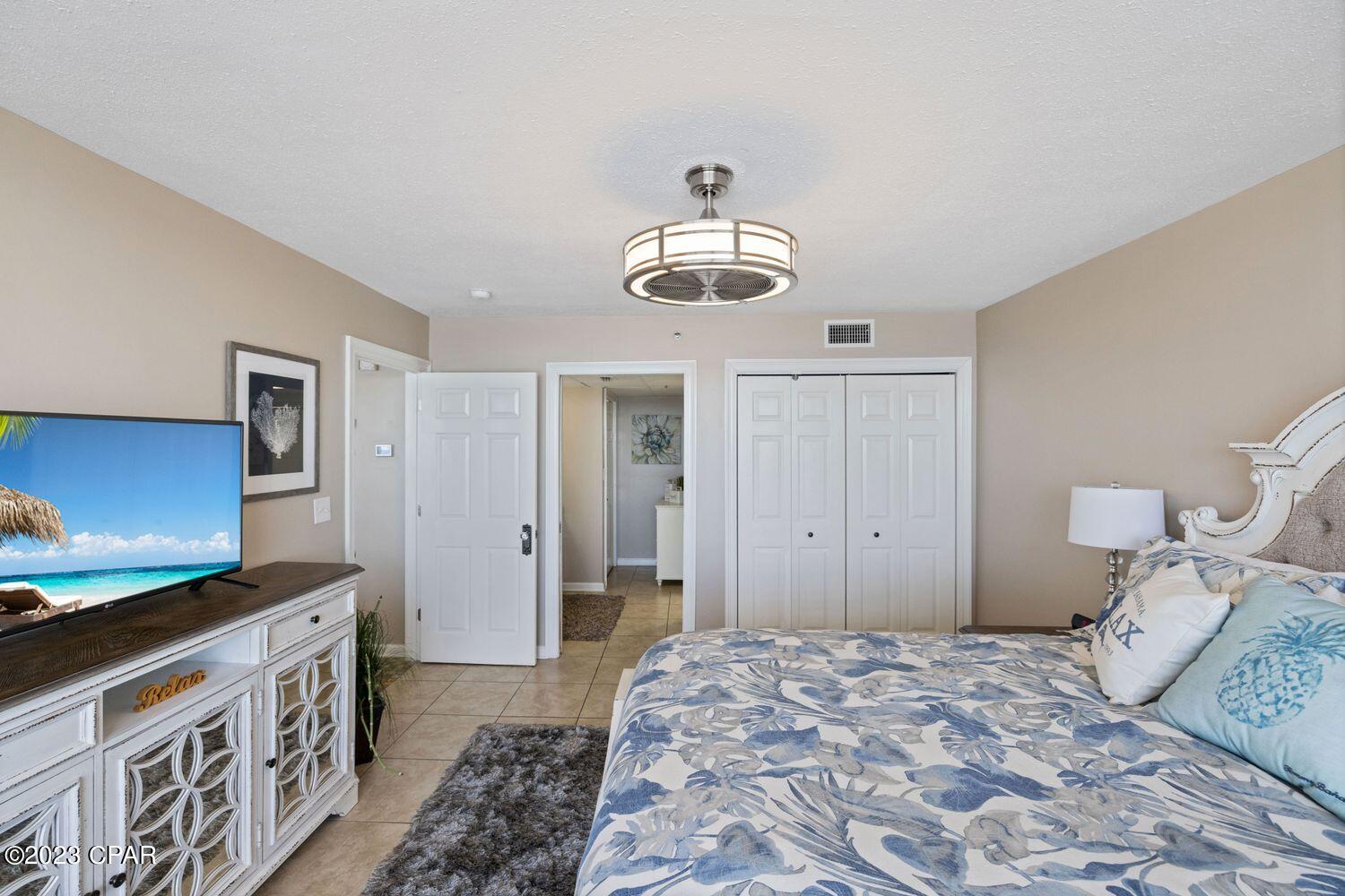 Long Beach Towers I - Residential