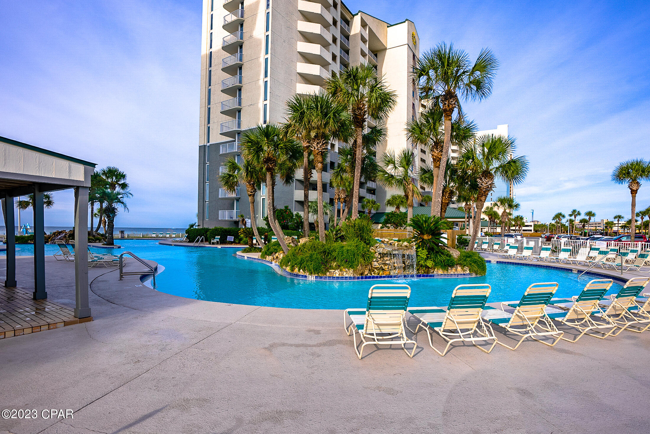 Long Beach Towers I - Residential