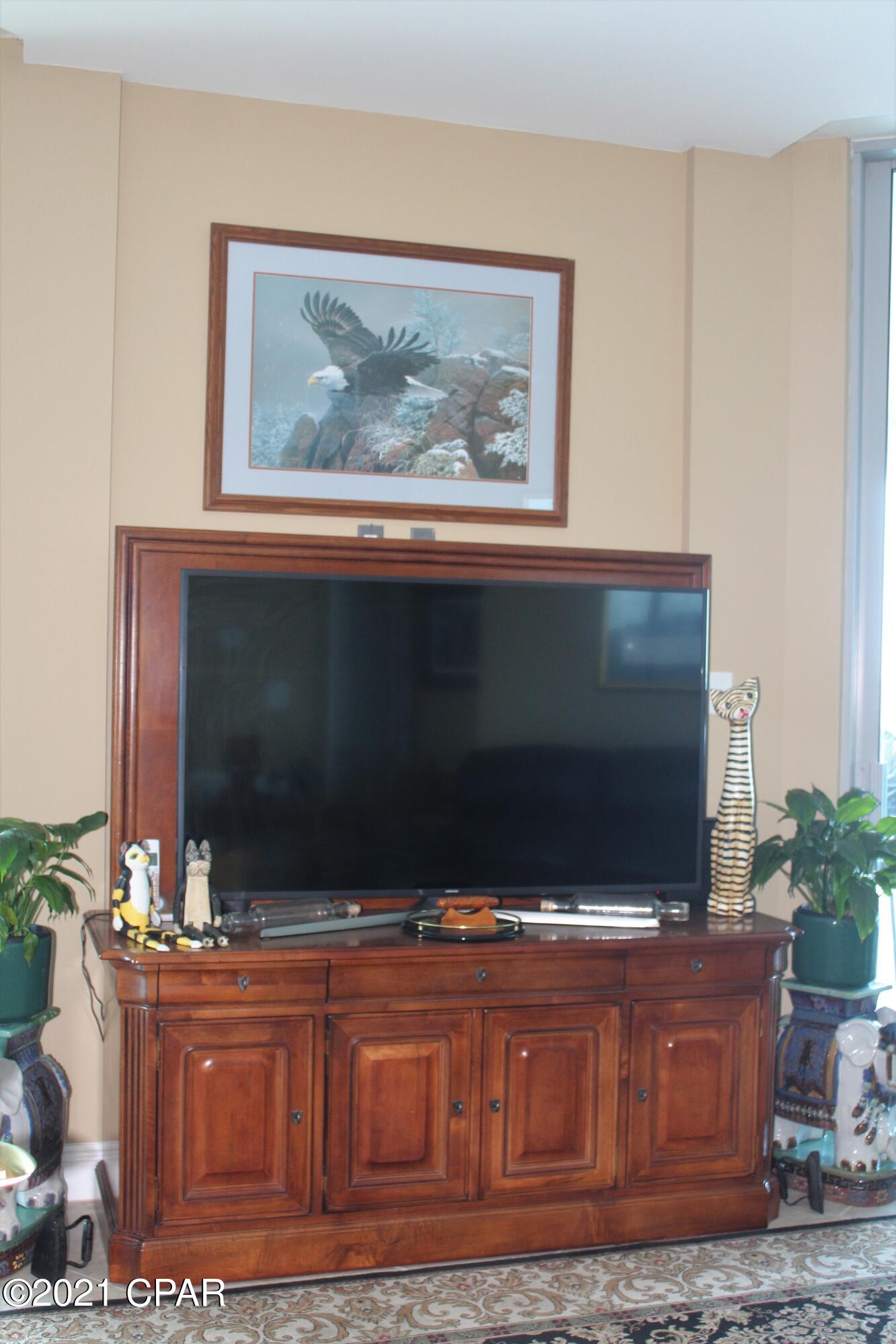 Marina Landing - Residential