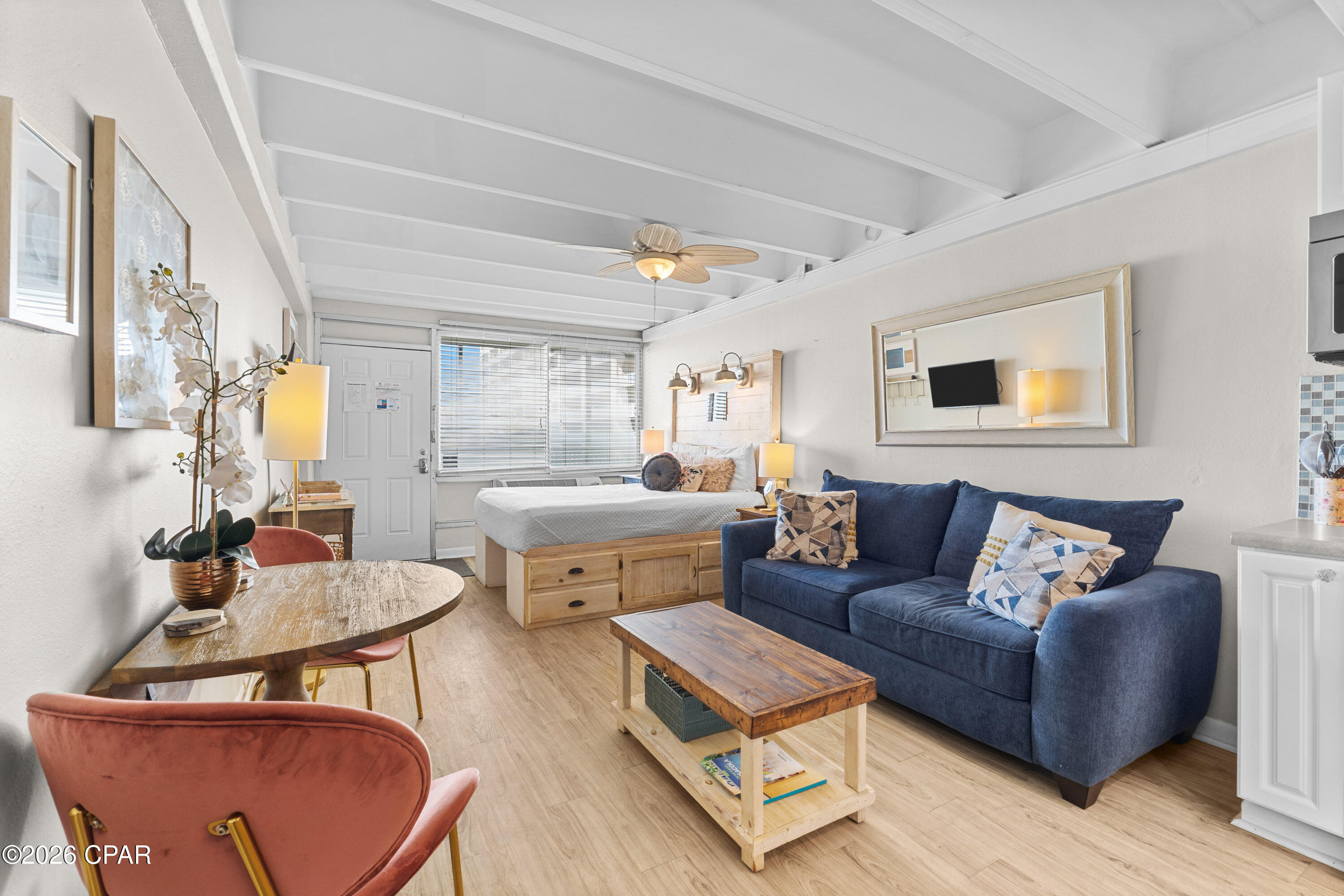 Fontainebleau Terrace - Residential