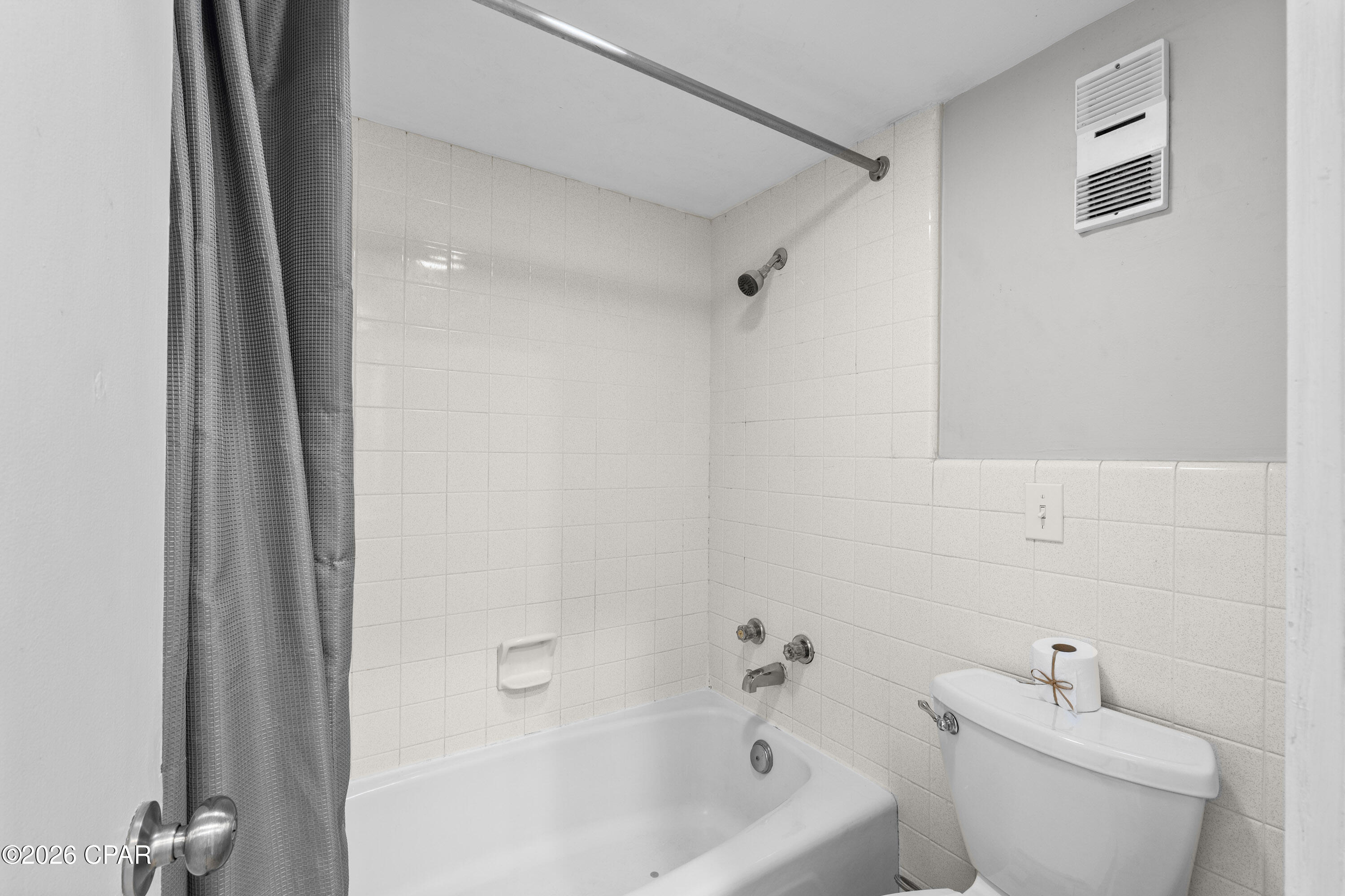 Fontainebleau Terrace - Residential