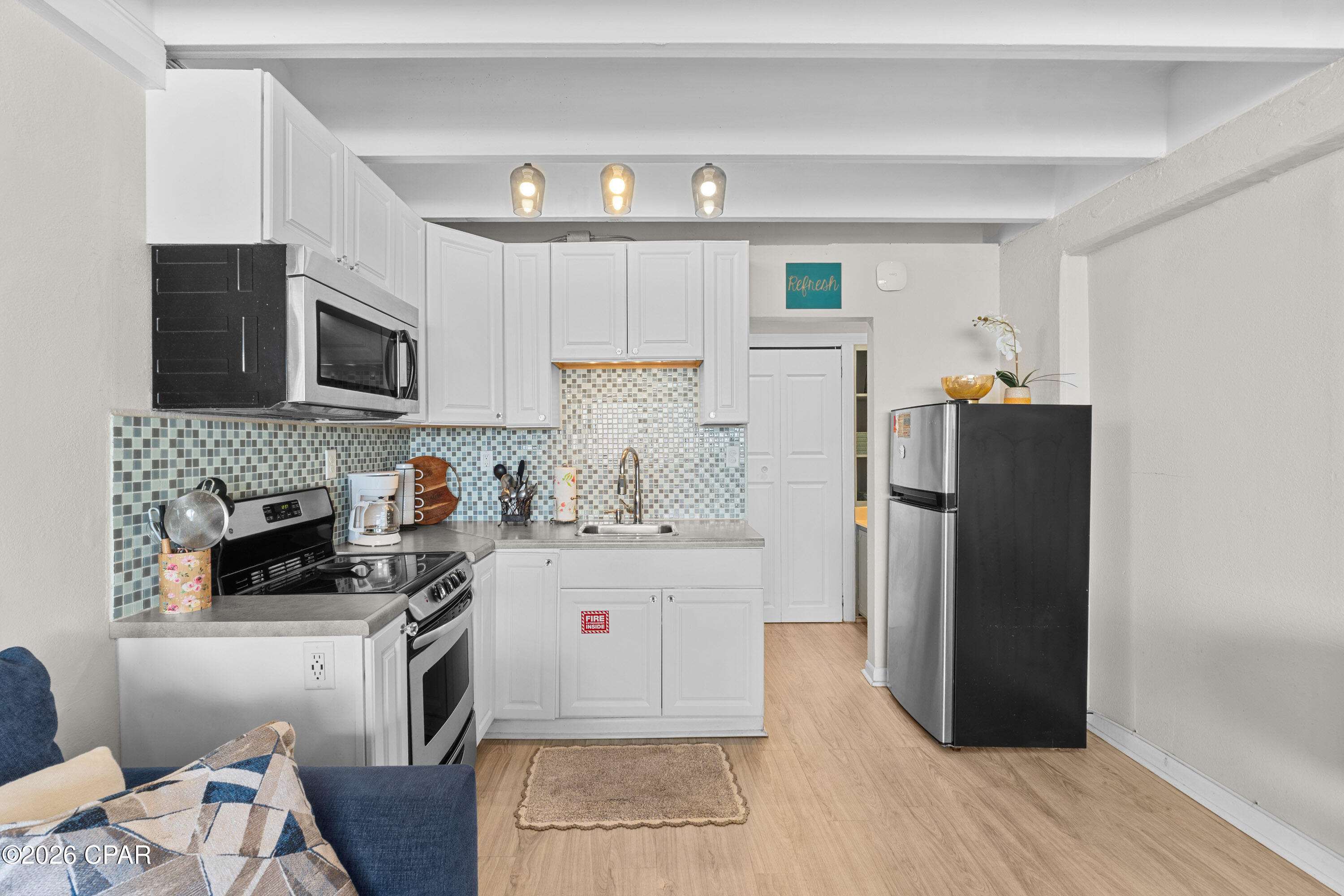 Fontainebleau Terrace - Residential