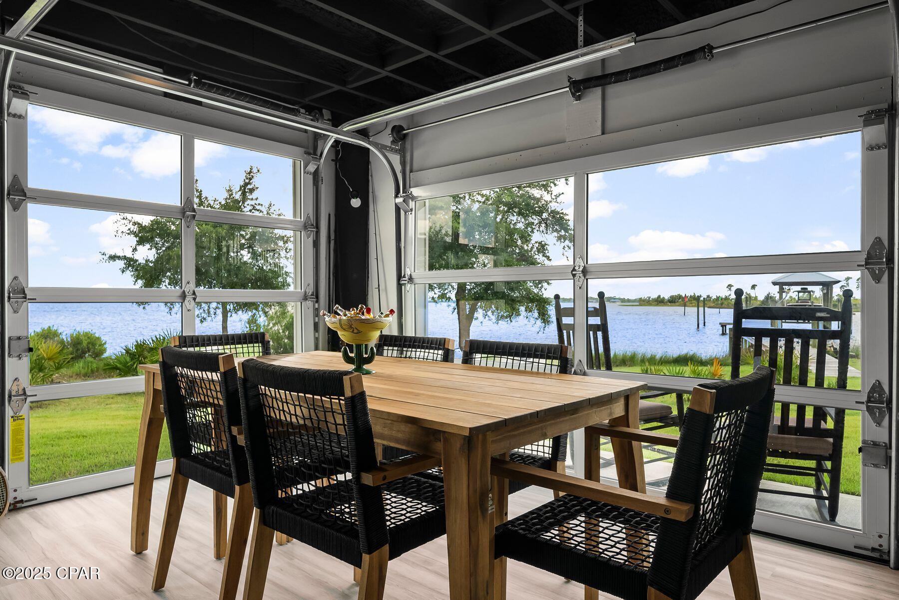 Fanning Bayou - Residential