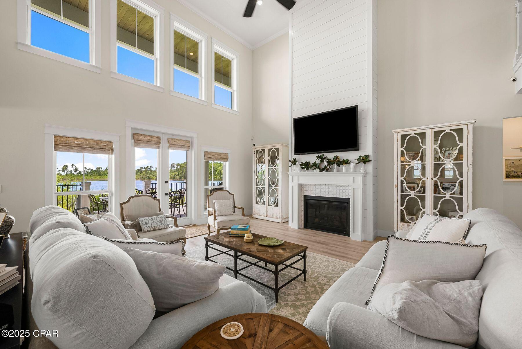 Fanning Bayou - Residential