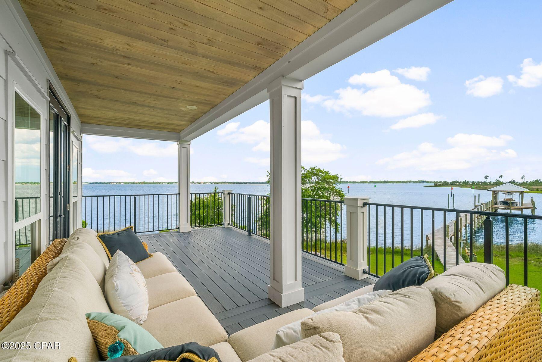 Fanning Bayou - Residential