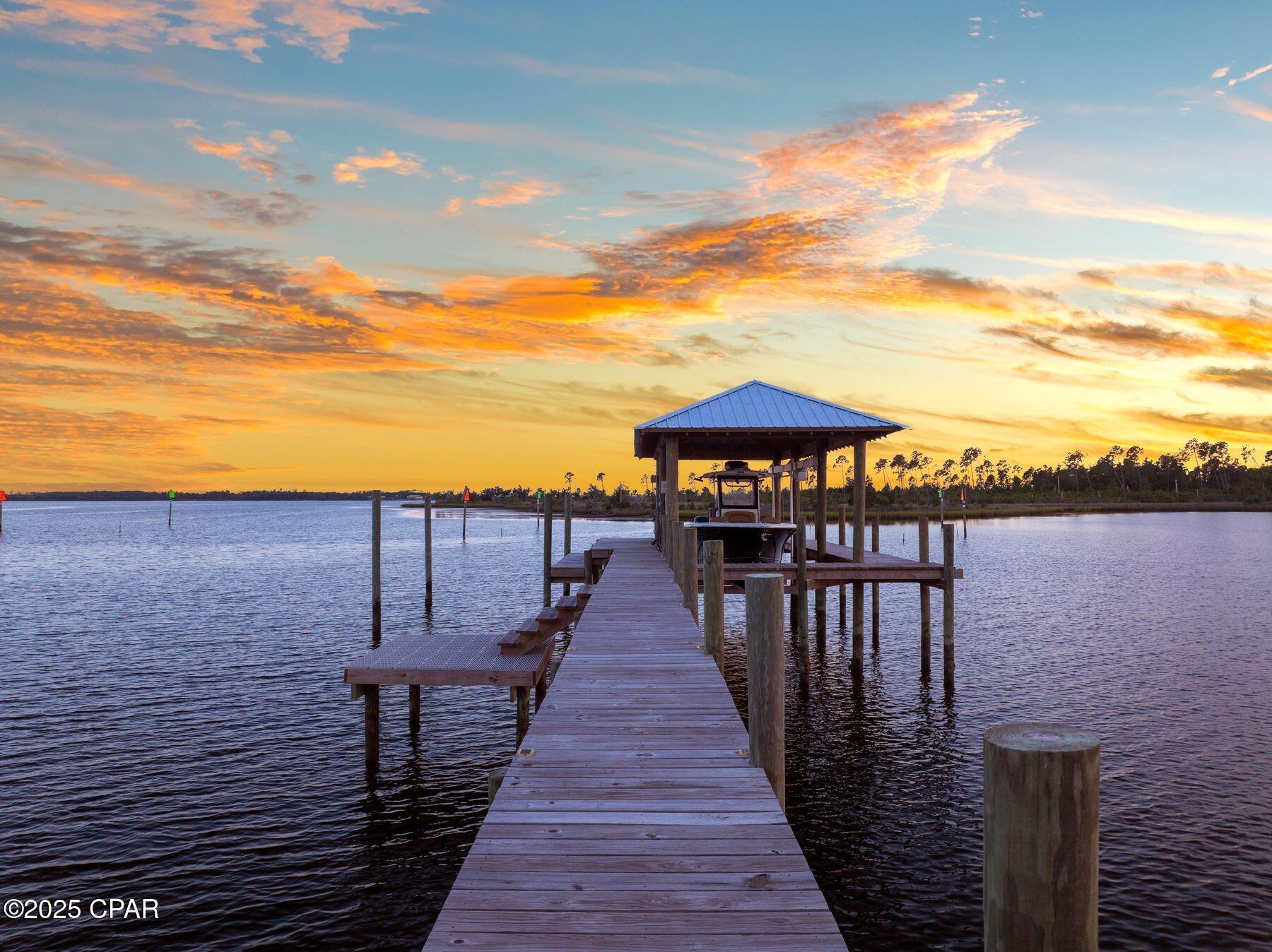 Fanning Bayou - Residential