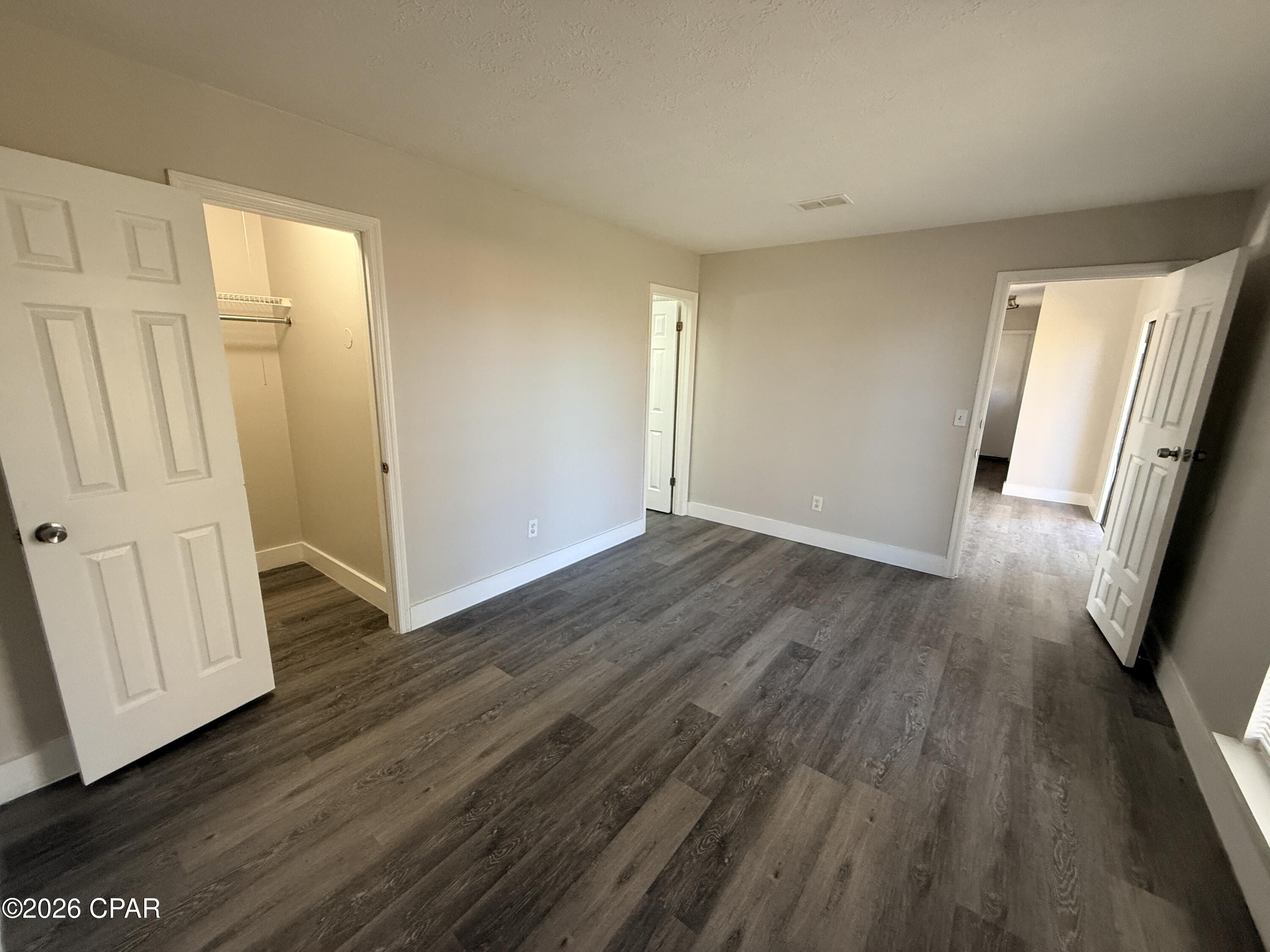 [No Recorded Subdiv] - Residential Lease