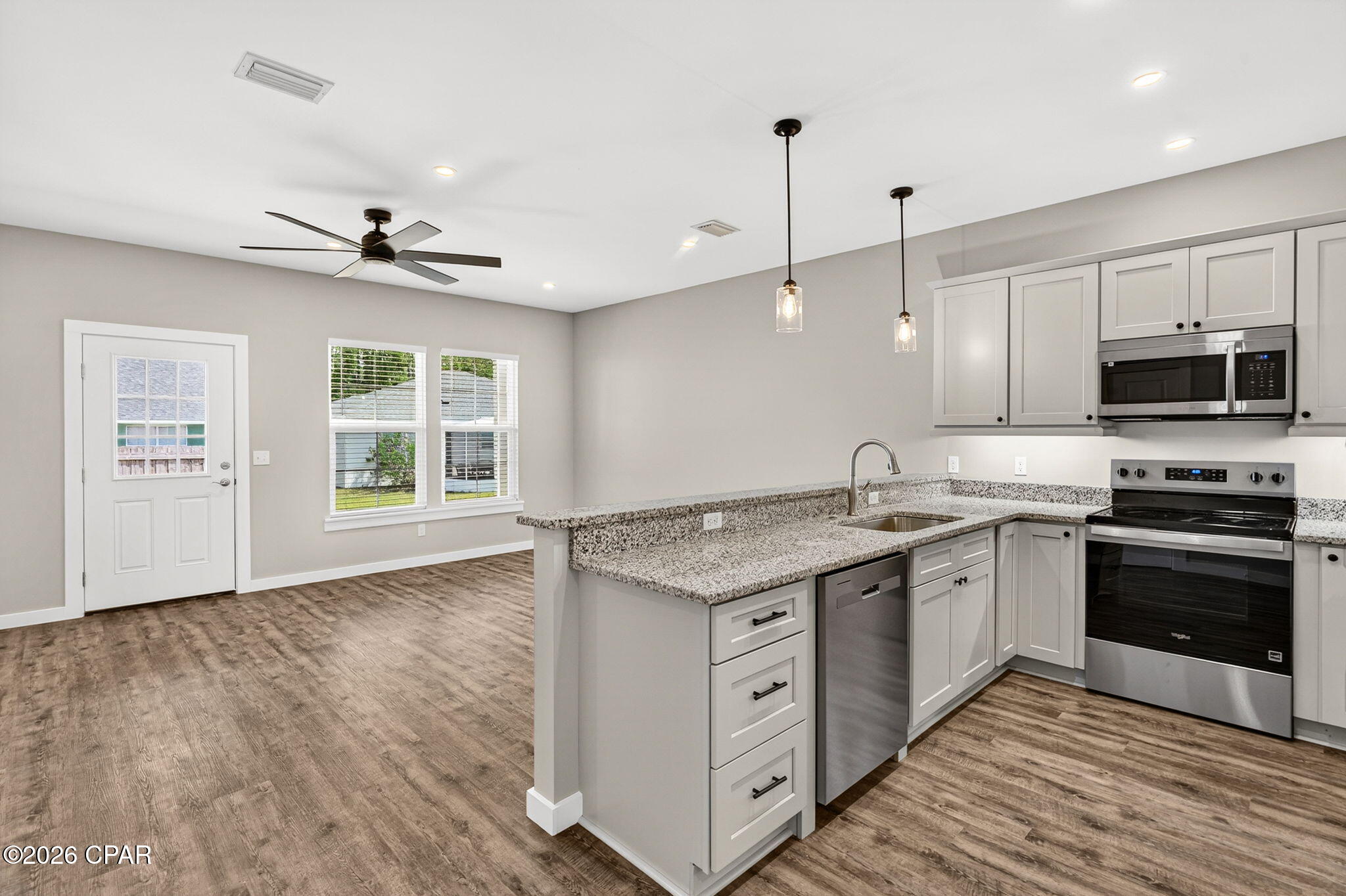 [No Recorded Subdiv] - Residential Lease