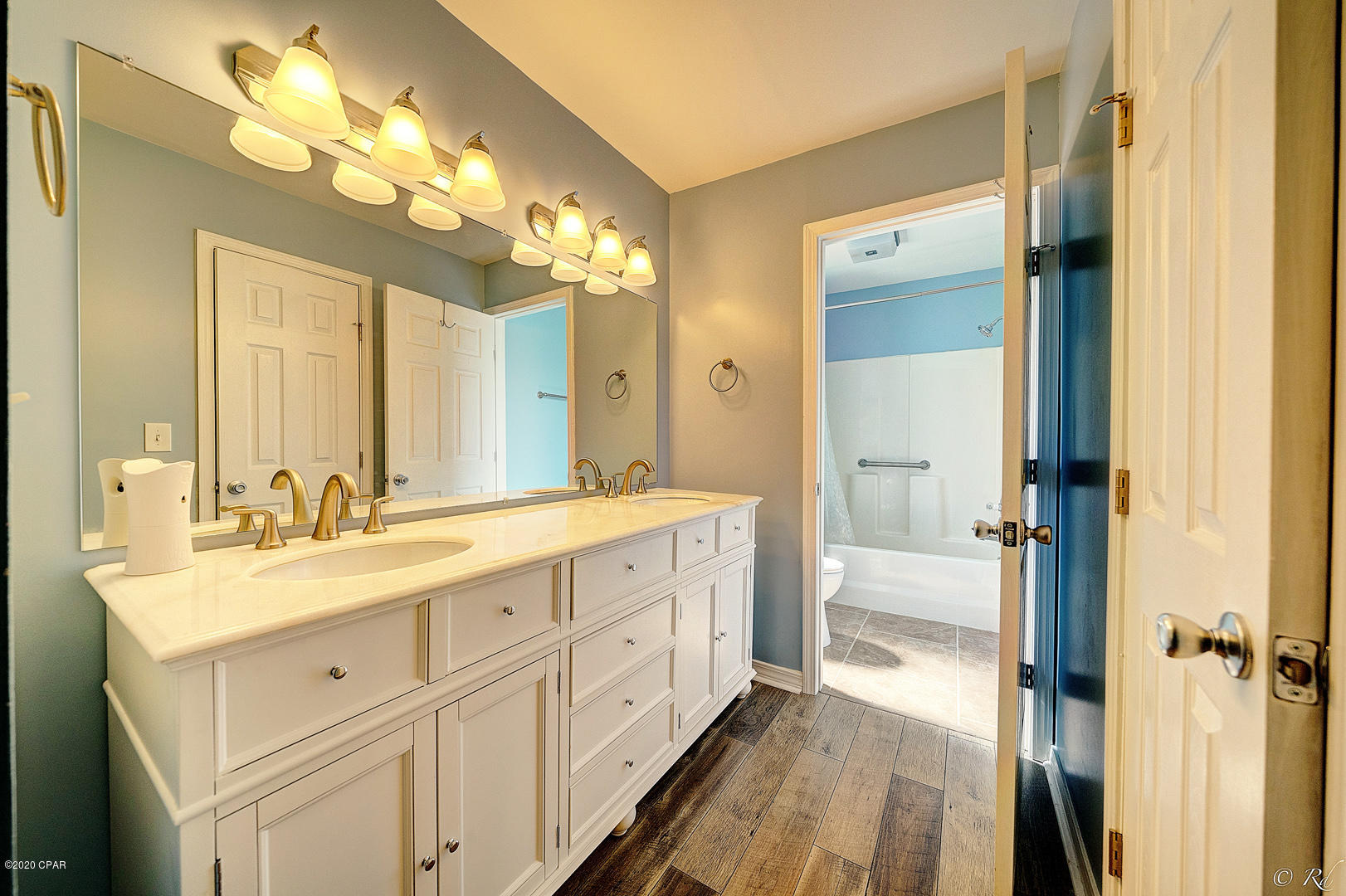 Bel Air - Residential