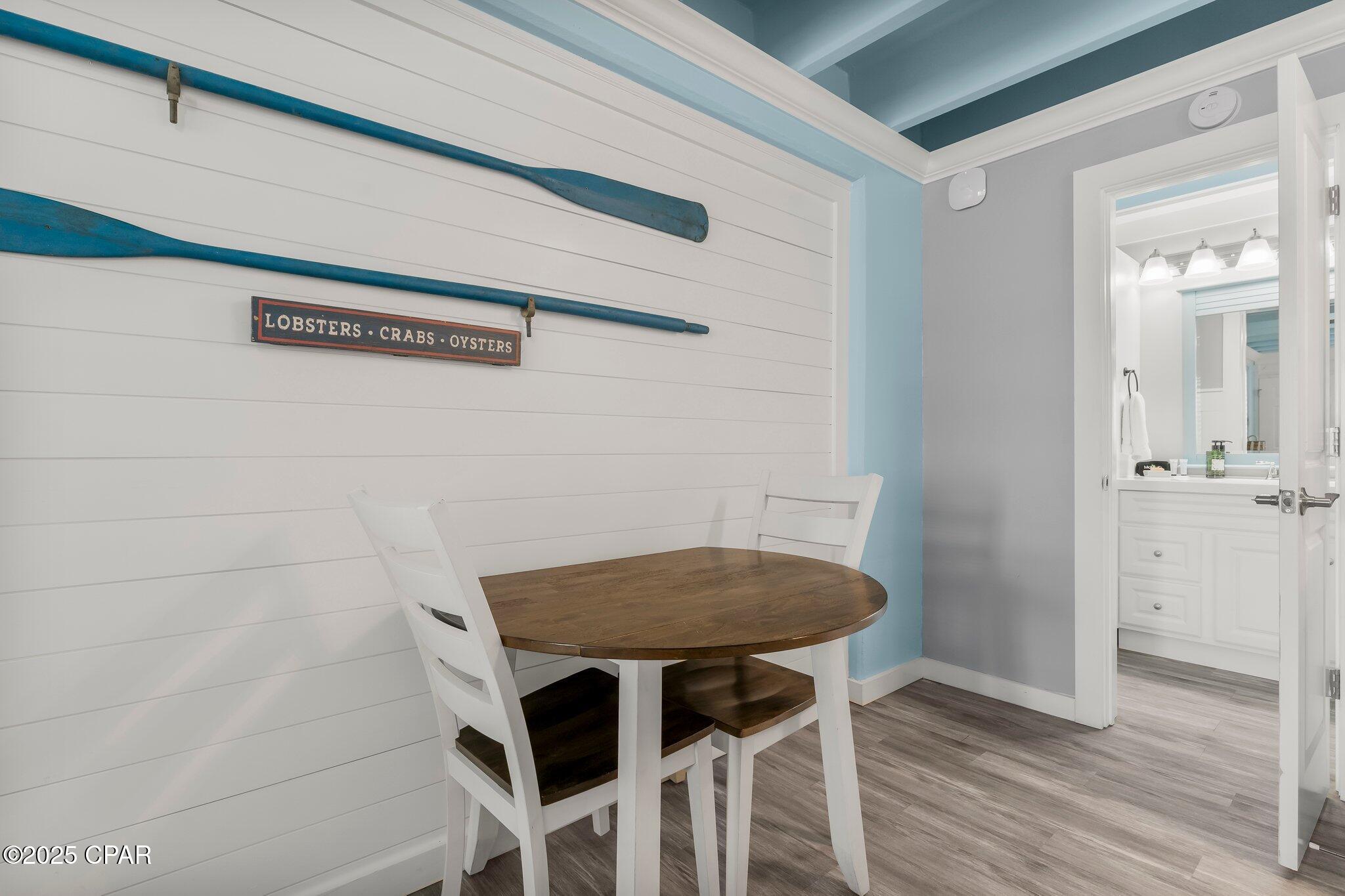 Fontainebleau Terrace - Residential