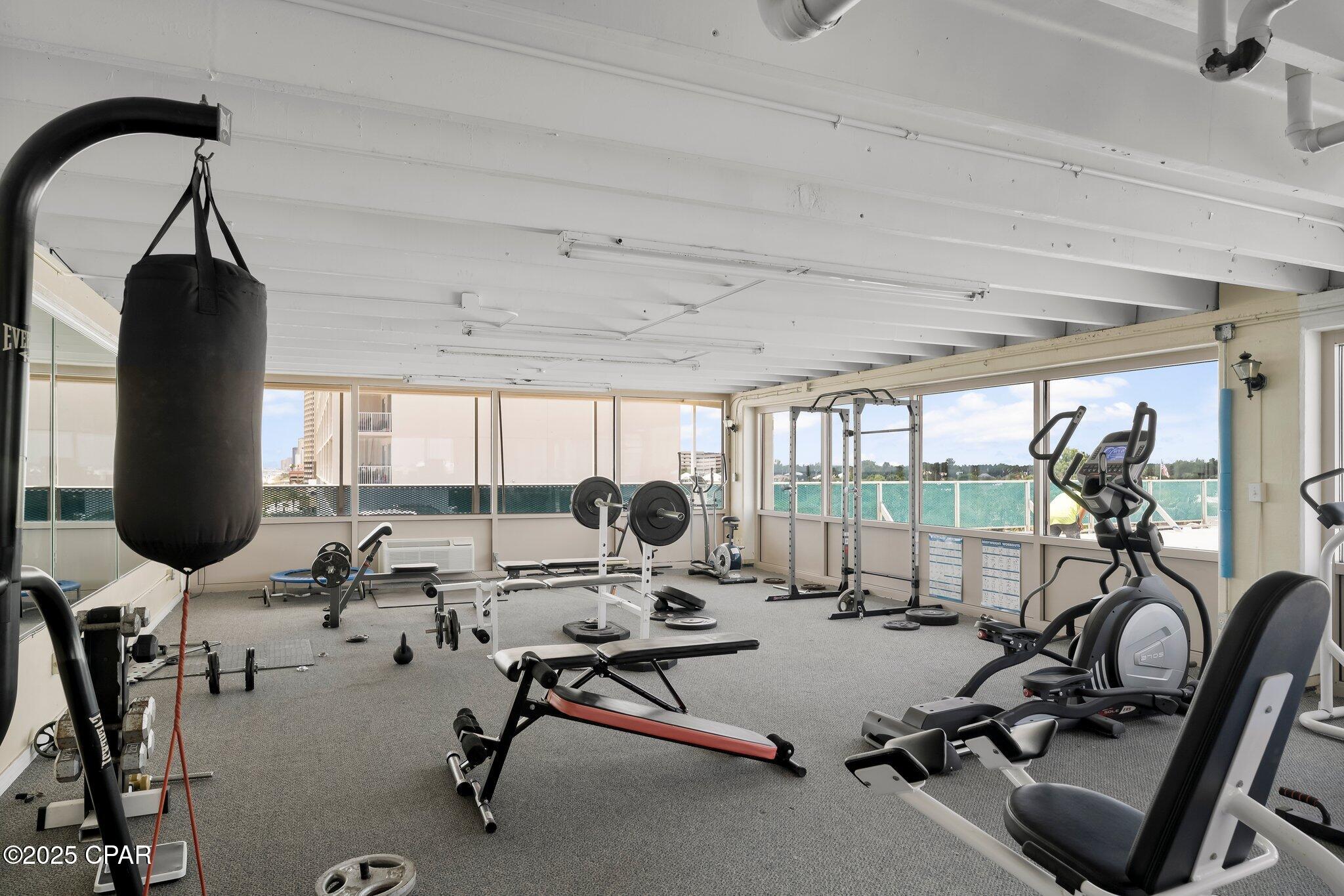 Fontainebleau Terrace - Residential