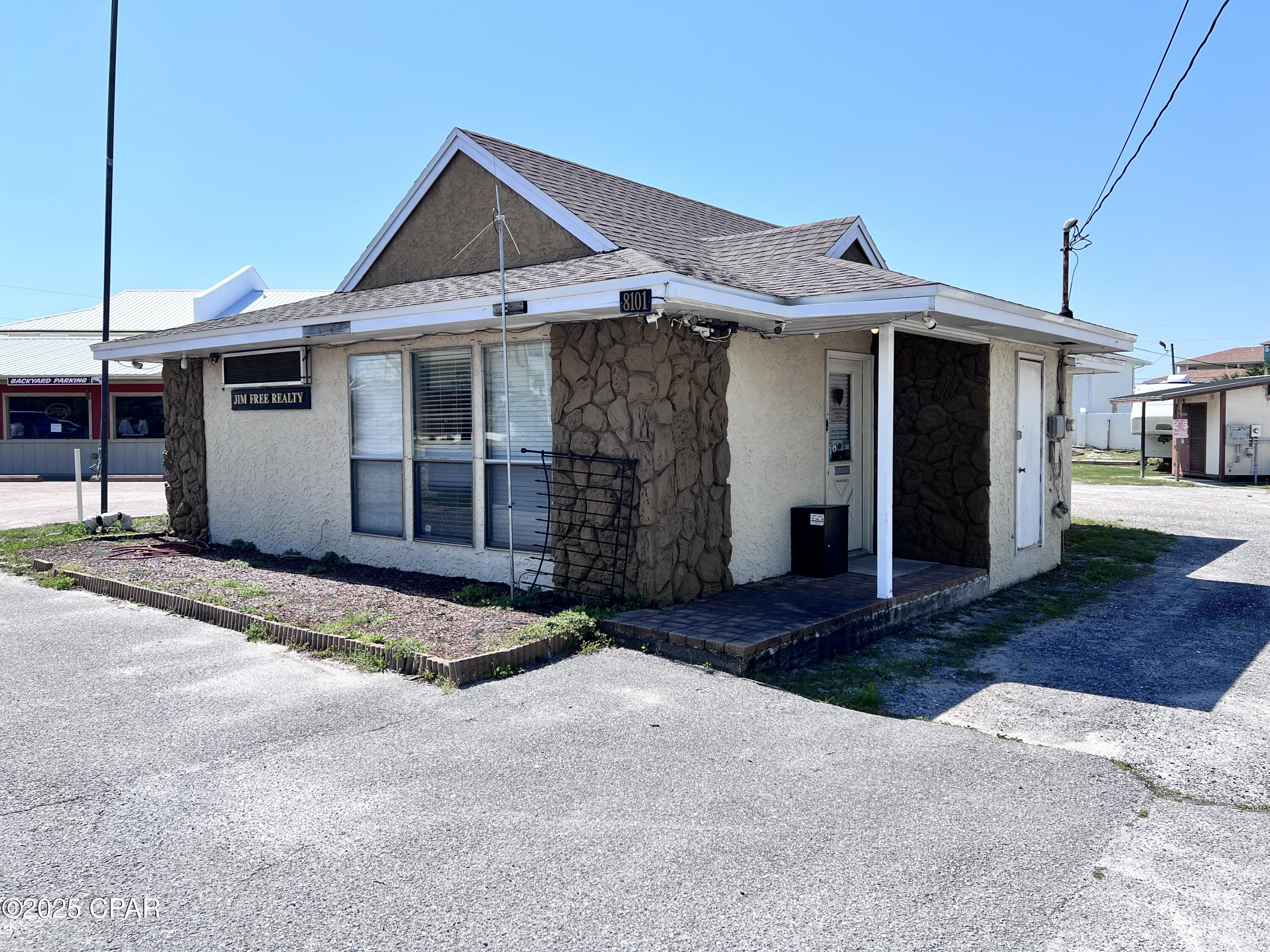 No Named Subdivision - Commercial Lease