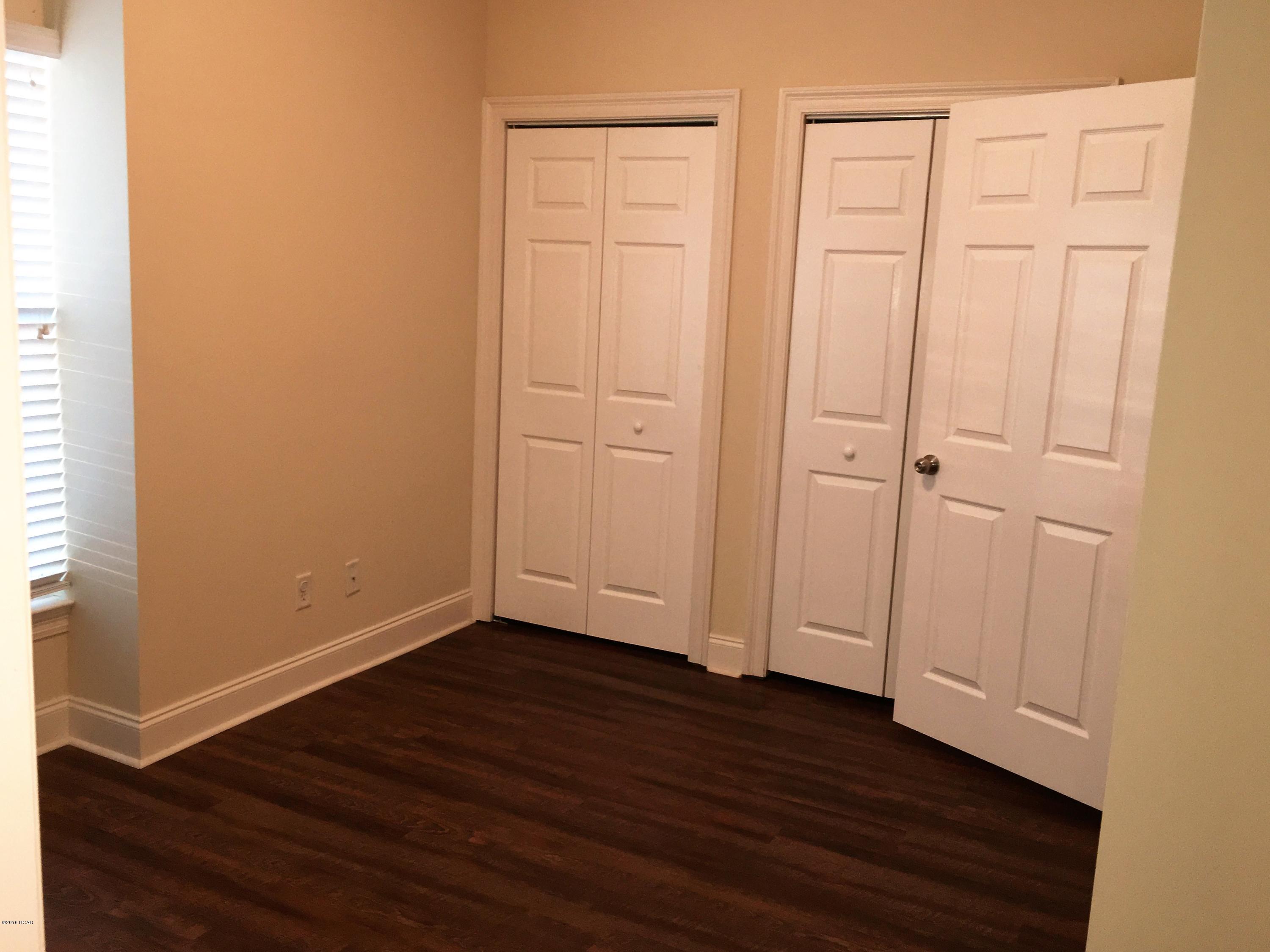 Laguna Beach Estates 9th Add - Residential Lease