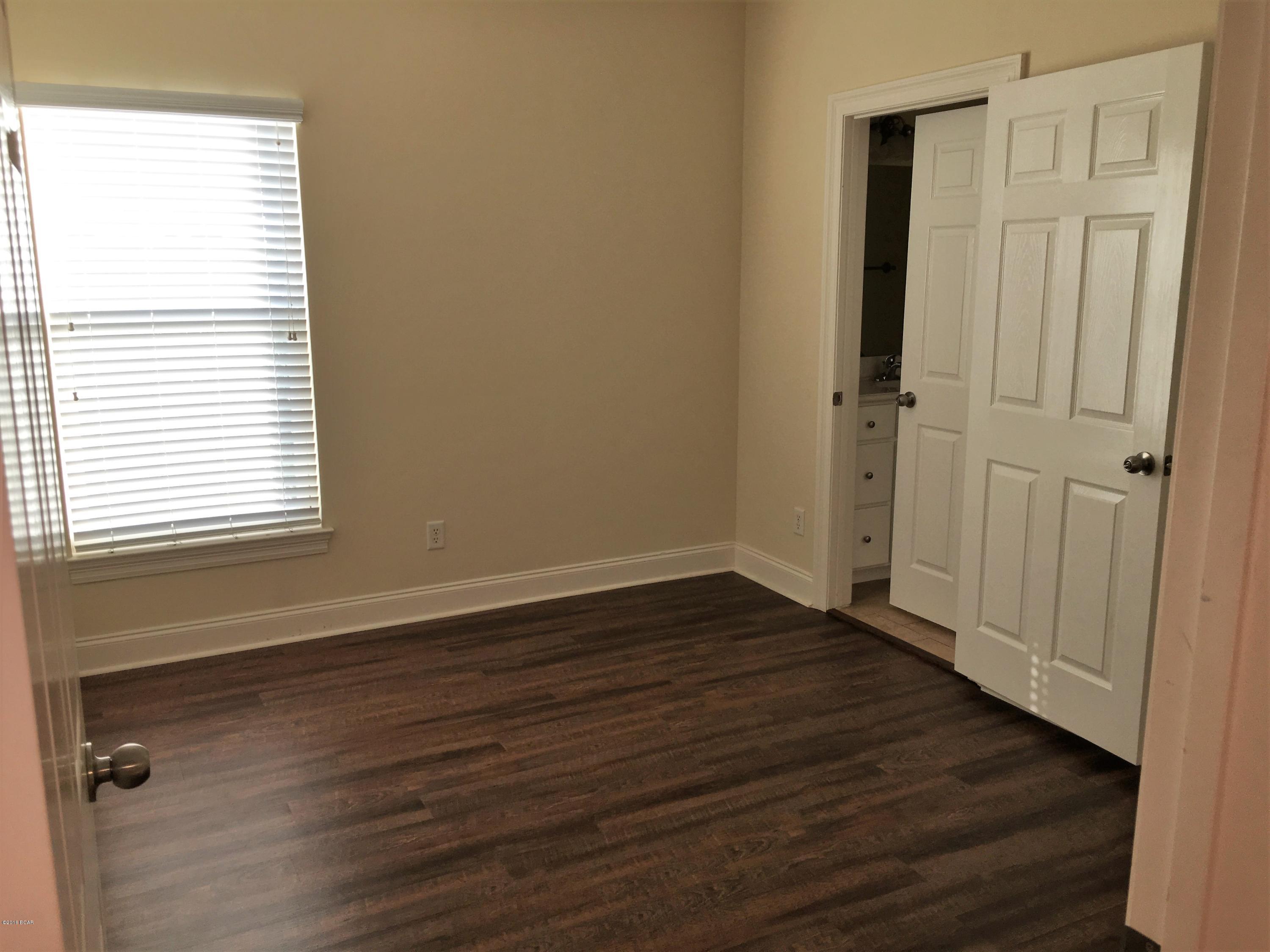 Laguna Beach Estates 9th Add - Residential Lease