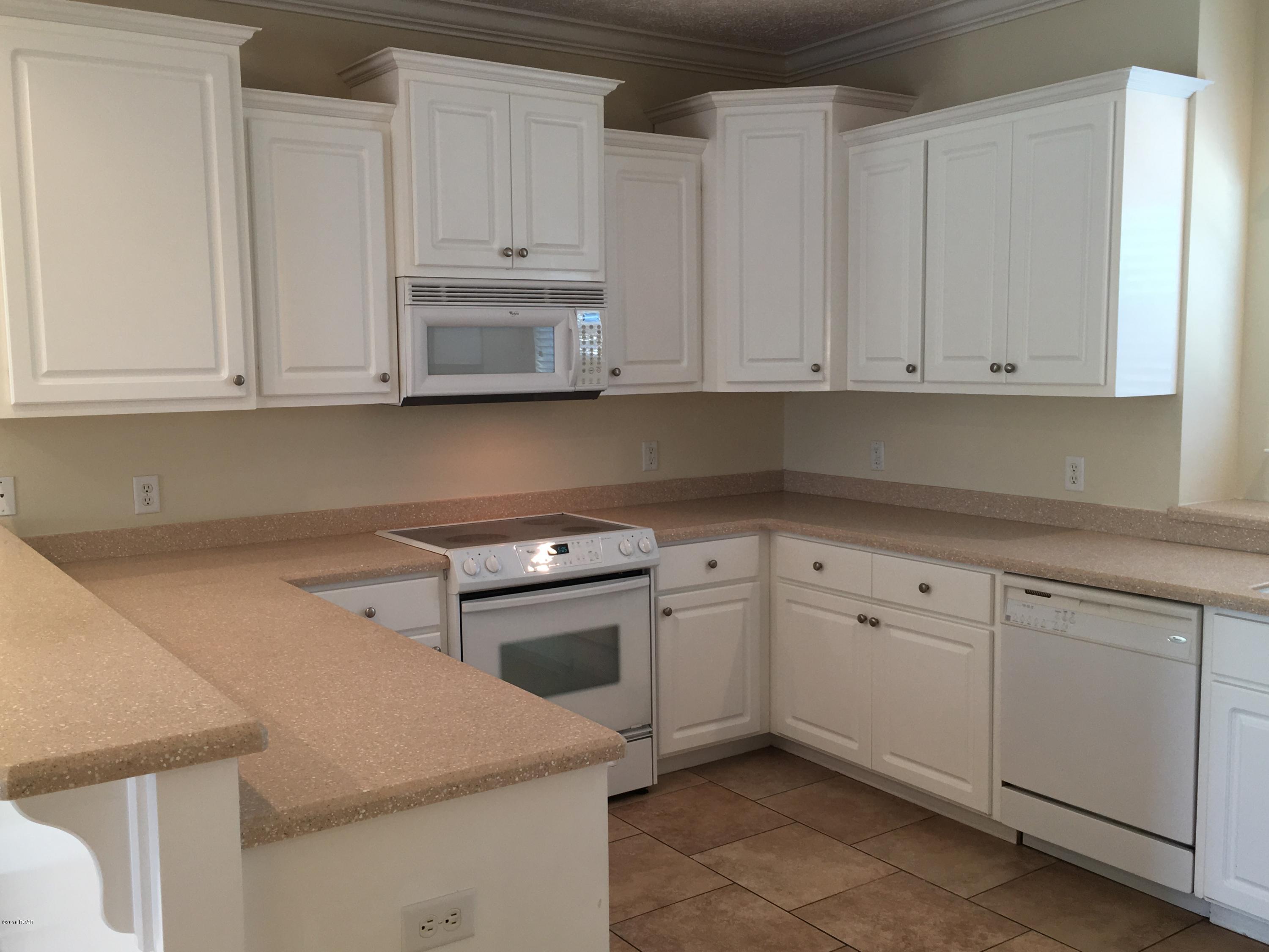 Laguna Beach Estates 9th Add - Residential Lease