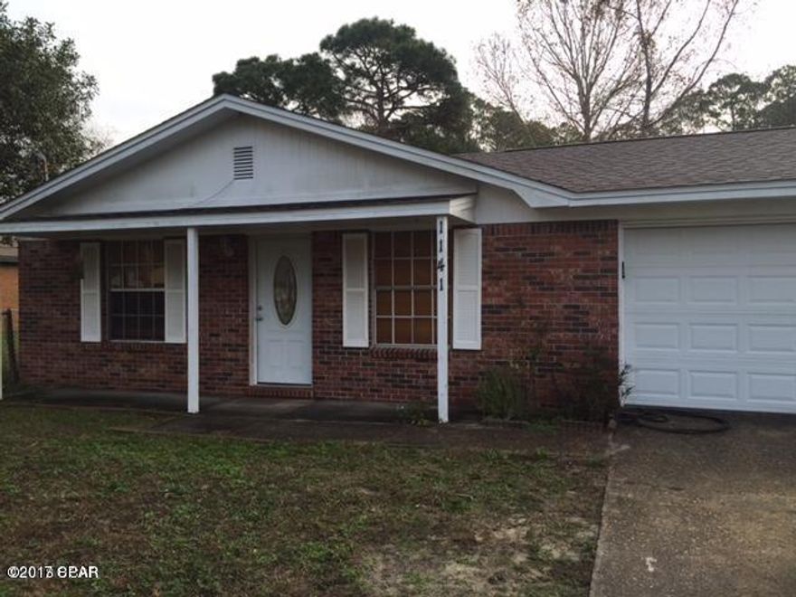 Well maintained single story brick home with a covered front porch entry. Large eat-in kitchen, ceiling fans, 2 car garage and a fenced backyard. Close to Tyndall AFB, schools, shopping, and dining.



All measurements are approximate.