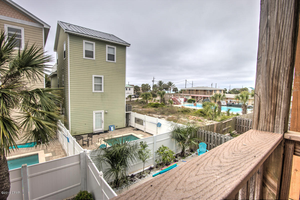 Gulf Lagoon Beach - Residential