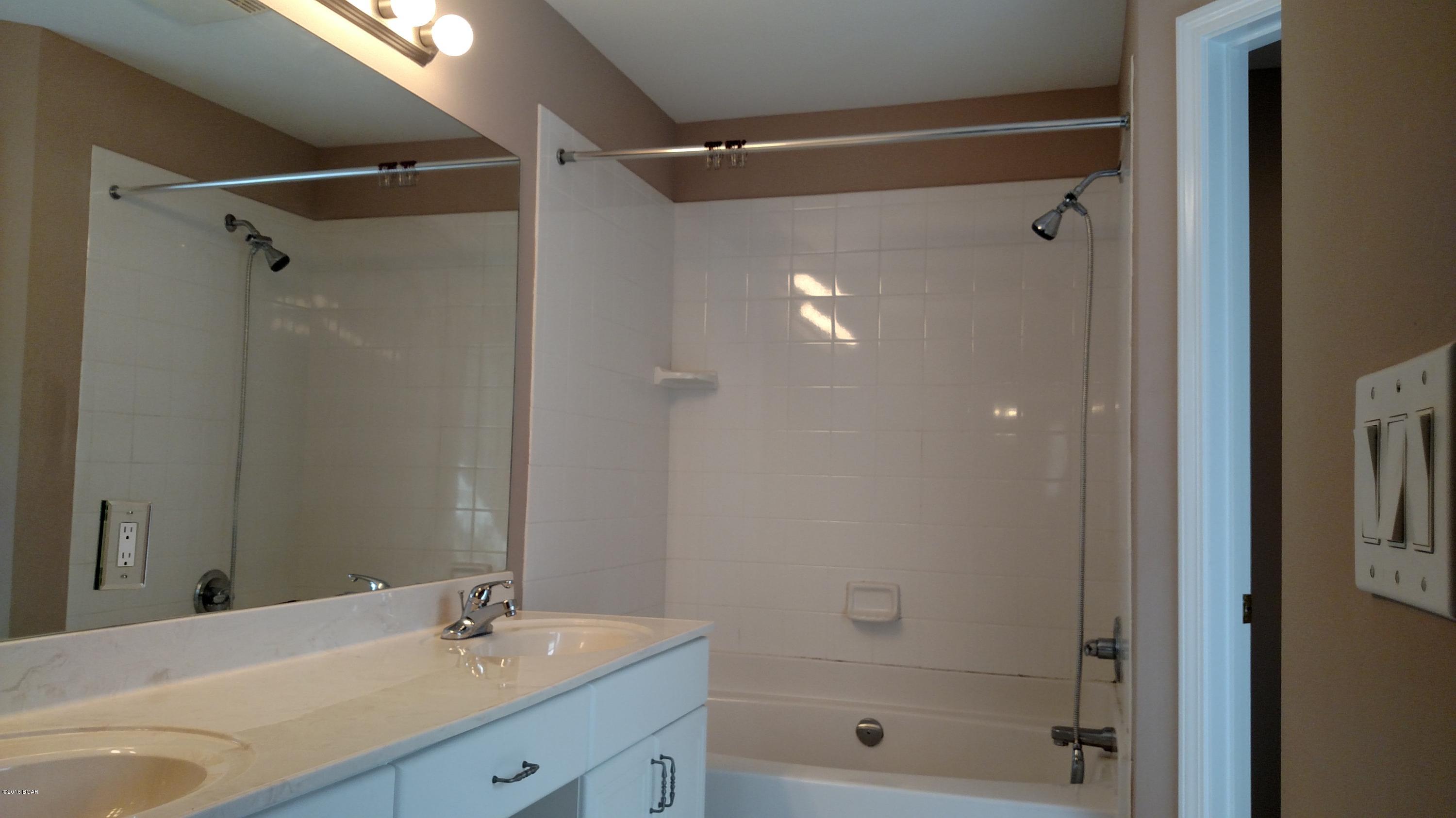 Palmetto Trace Phase III - Residential Lease