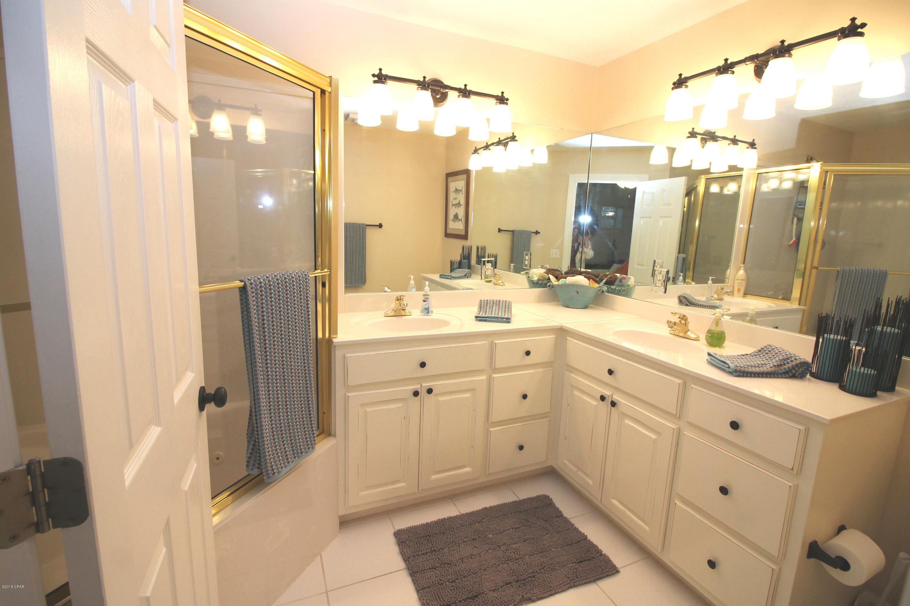 North Lagoon Town Homes - Residential