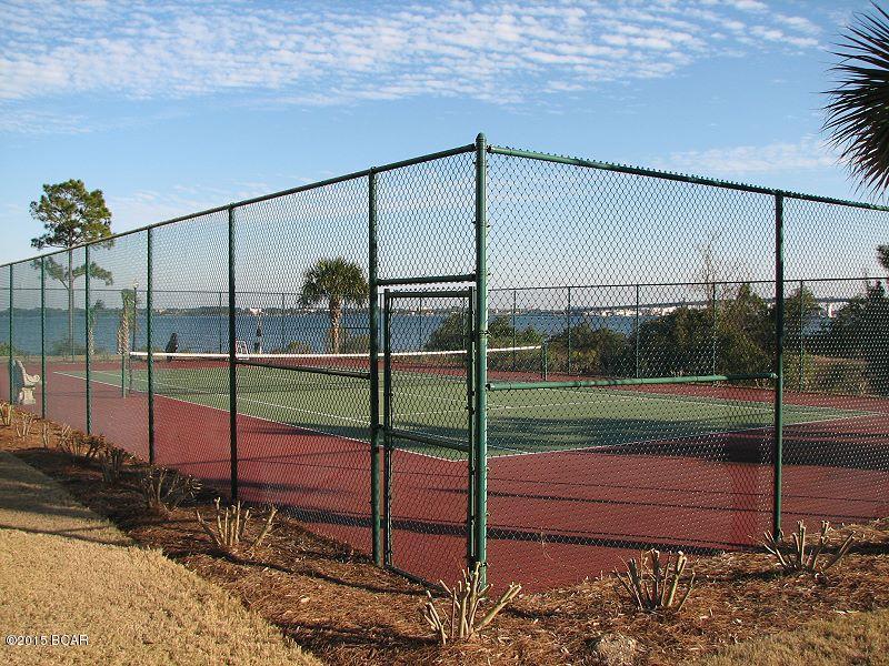 Hibiscus By The Bay - Residential