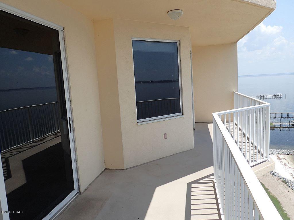 Hibiscus By The Bay - Residential