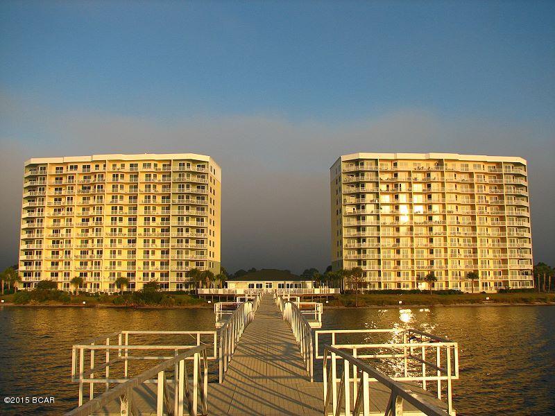 Hibiscus By The Bay - Residential