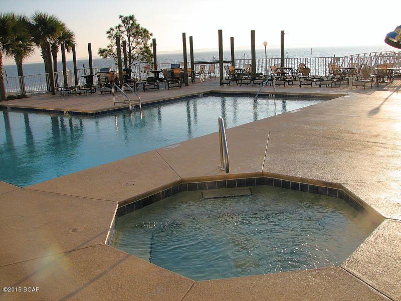 Hibiscus By The Bay - Residential