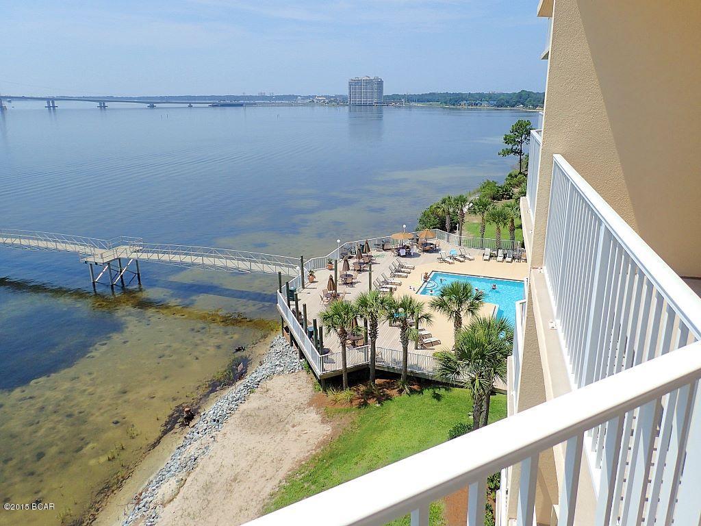 Hibiscus By The Bay - Residential