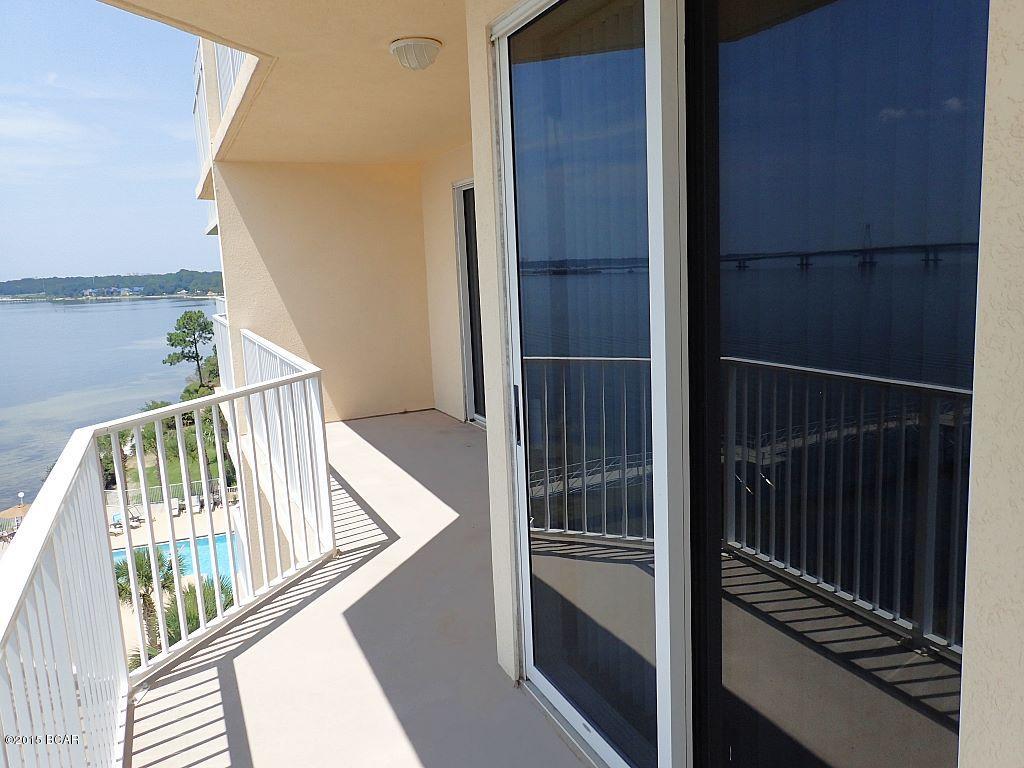 Hibiscus By The Bay - Residential