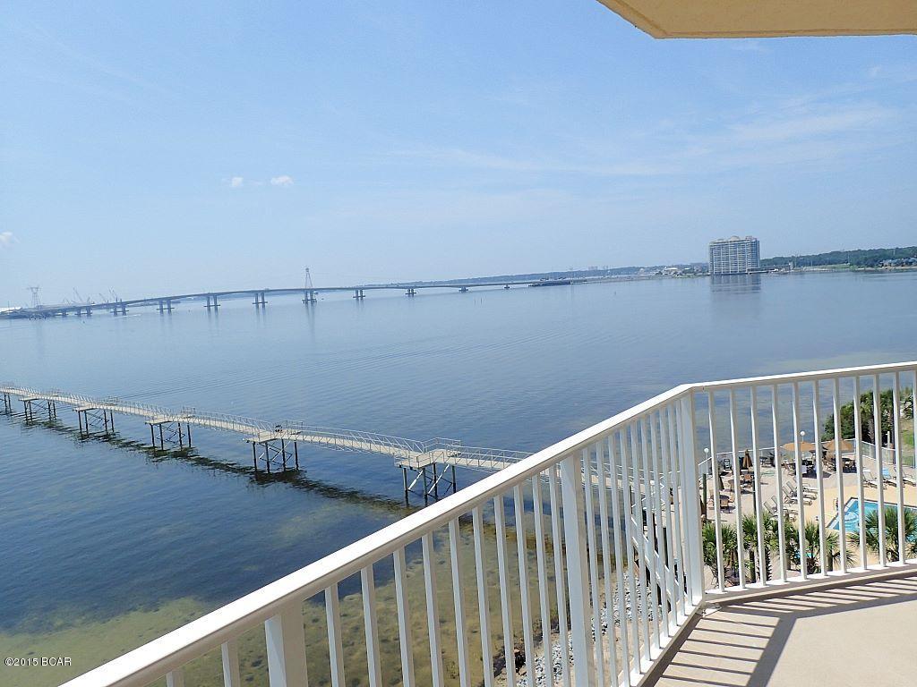 Hibiscus By The Bay - Residential