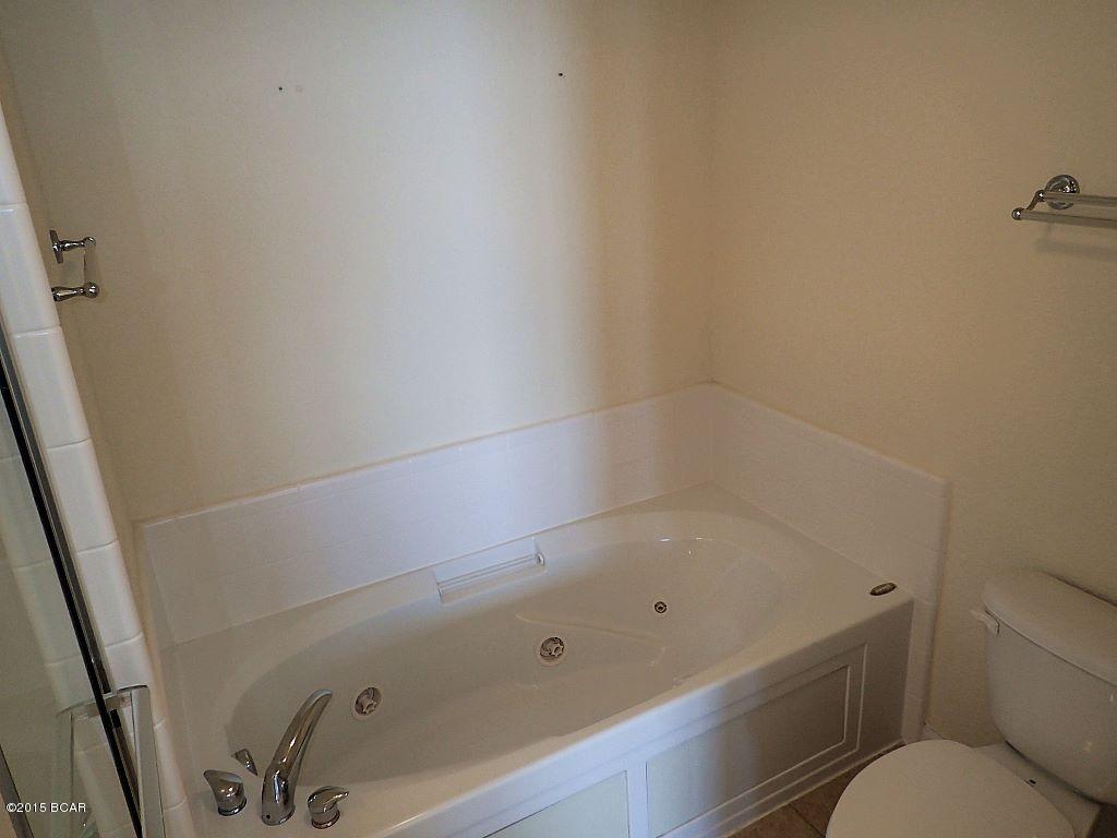 Hibiscus By The Bay - Residential