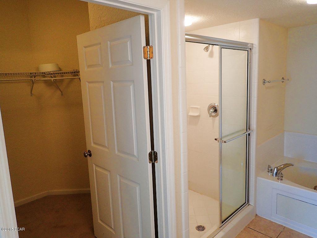 Hibiscus By The Bay - Residential