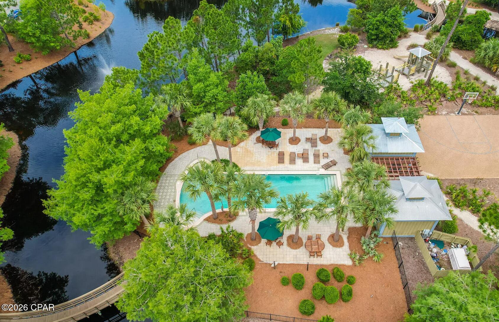 Martinique Phase I - Land