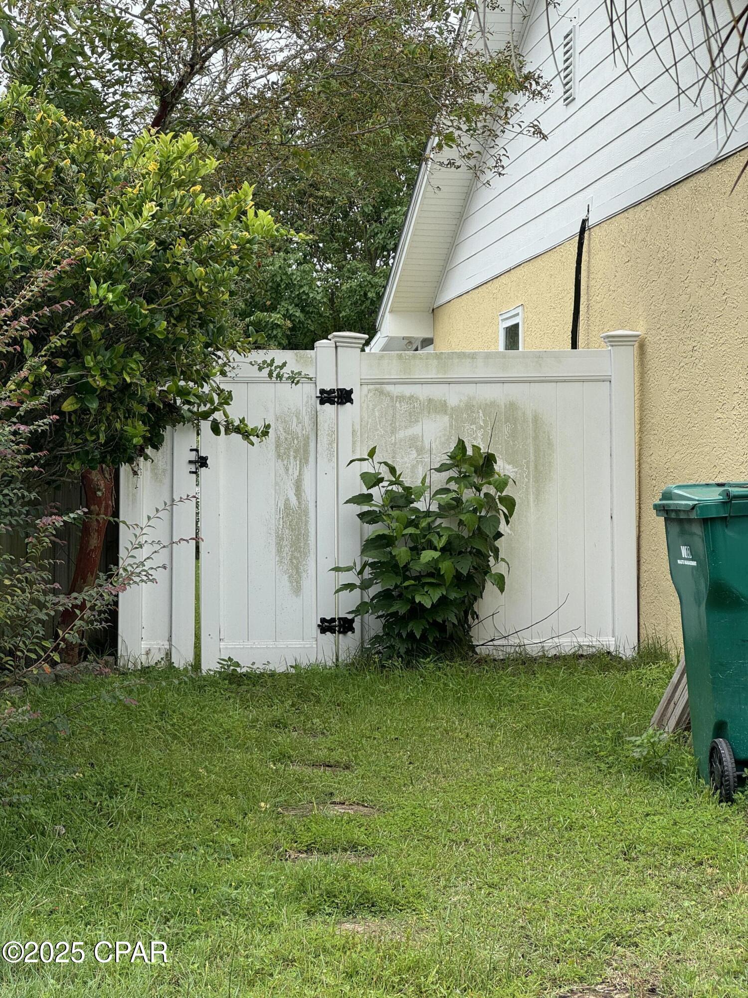 [No Recorded Subdiv] - Residential Lease