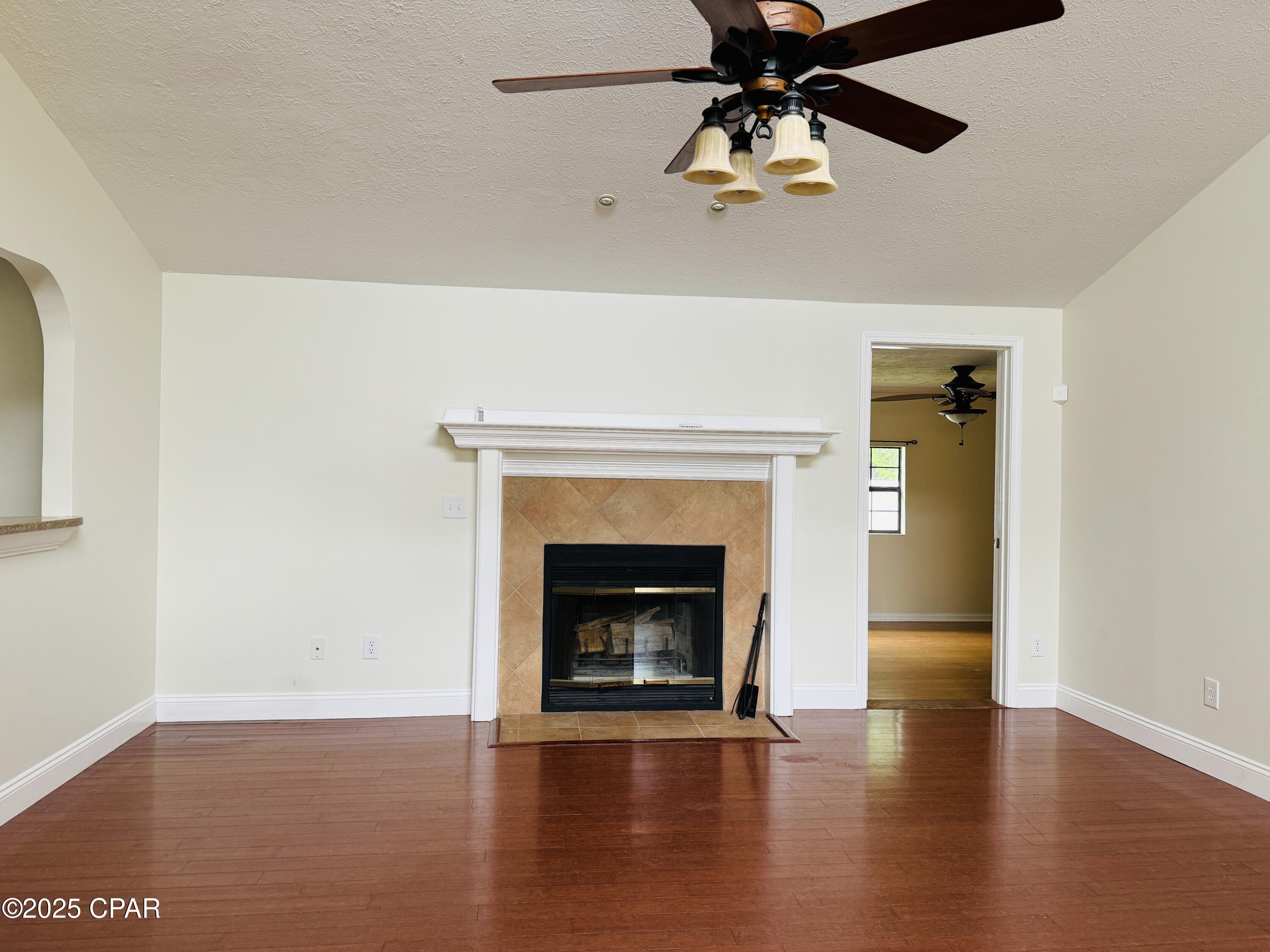 [No Recorded Subdiv] - Residential Lease