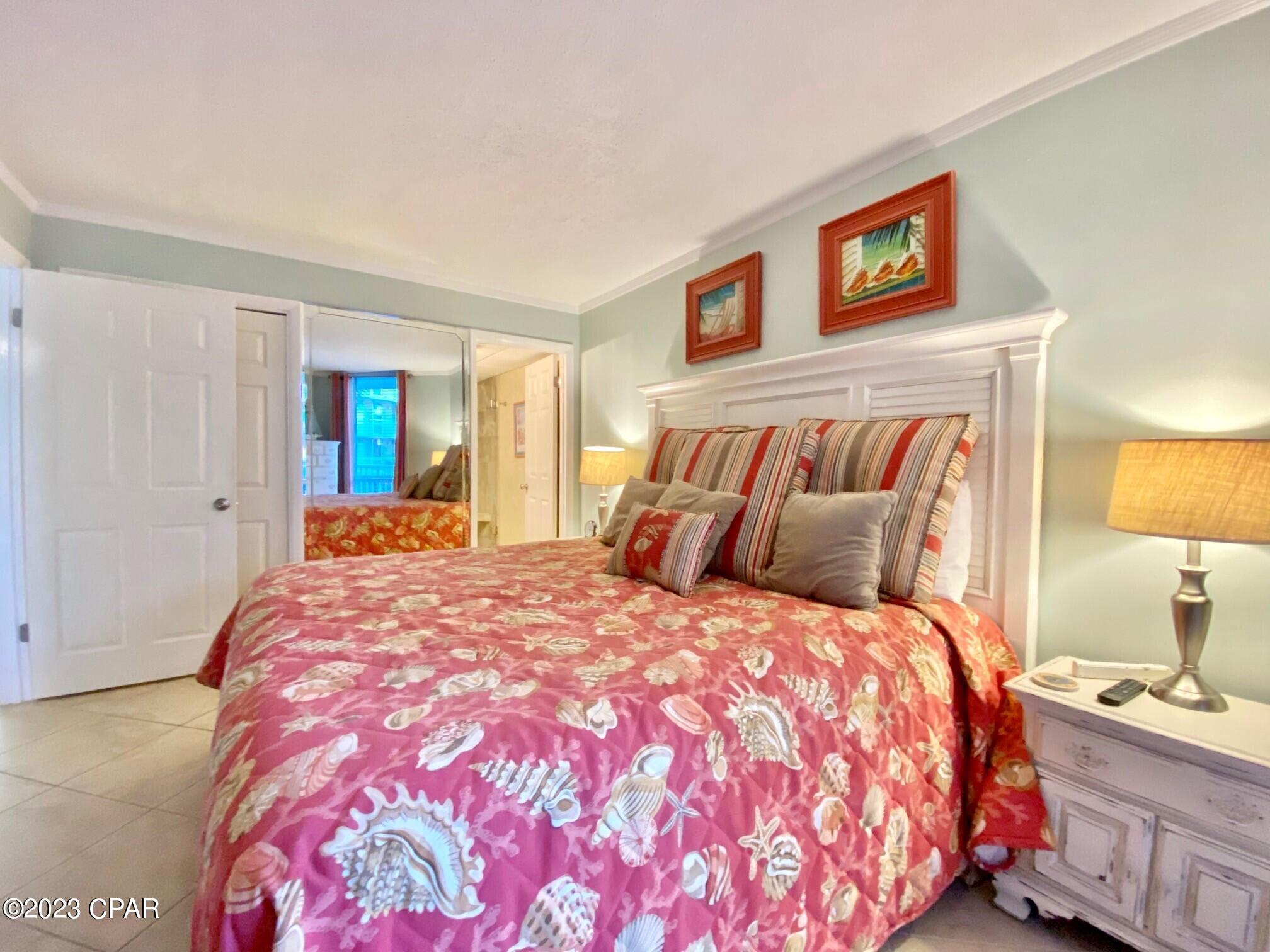 Pelican Walk - Residential