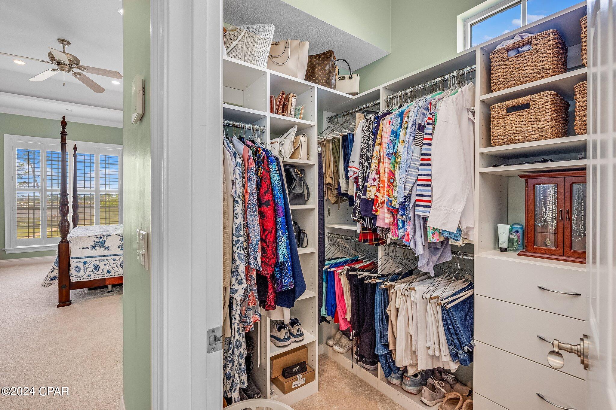 College Point 1st Add - Residential