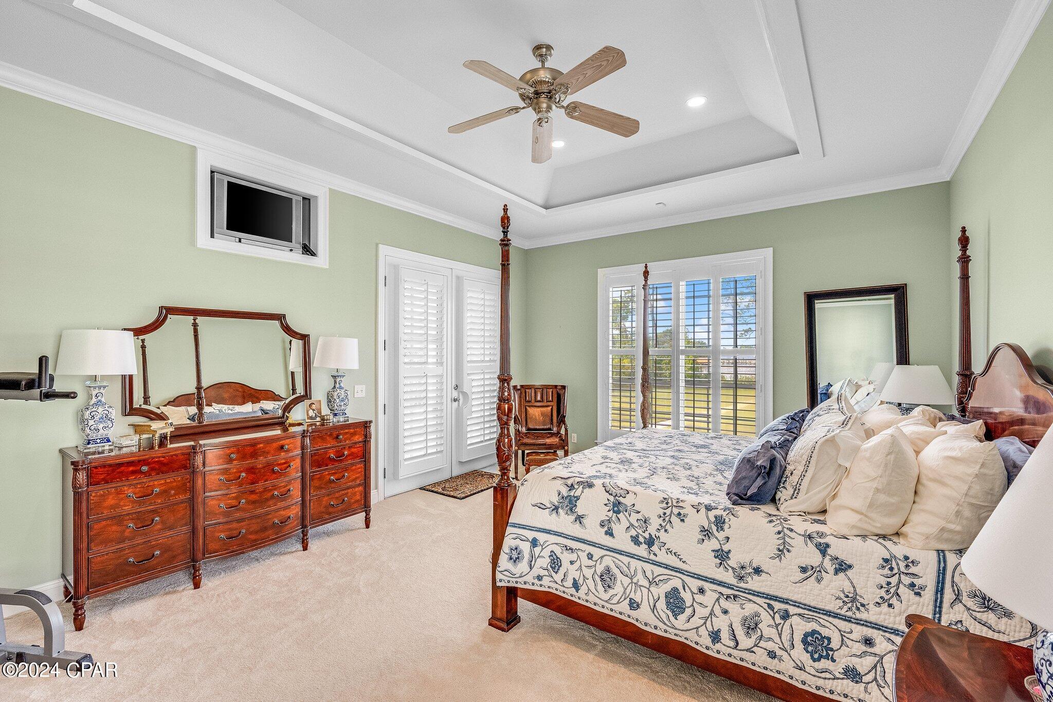 College Point 1st Add - Residential