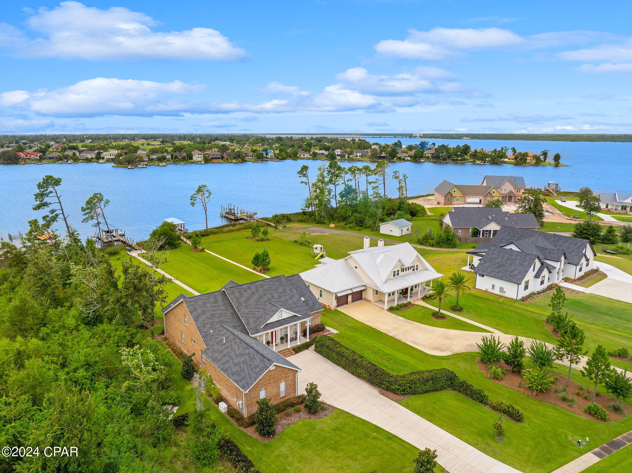 College Point 1st Add - Residential