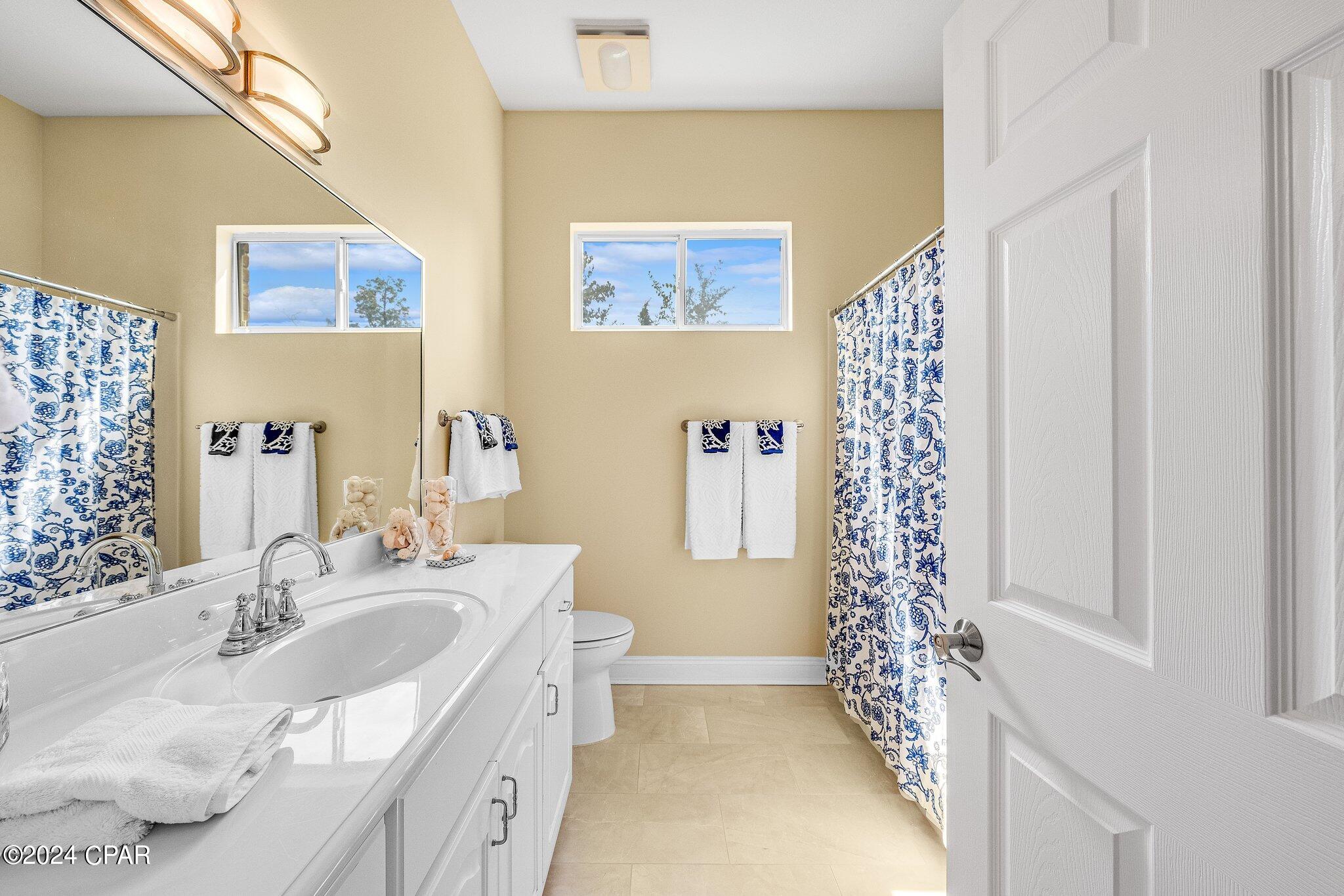 College Point 1st Add - Residential