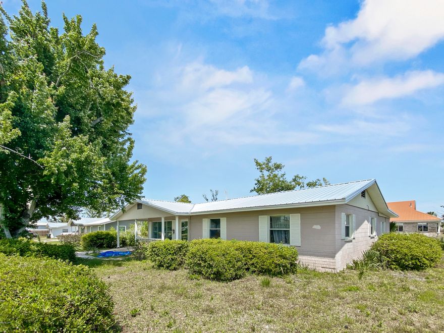 CURRENTLY UNDER CONTRACT, SELLER ACCEPTING BACKUP OFFERS: 

Partially renovated home in desirable Lynn Haven. New roof, new A/C, new wall insulation. Dining room, living room and den completely remodeled. Bedrooms and kitchen need to be remodeled. This home has great bones in a great neighborhood, a little TLC will increase the value of this home significantly!

Room sizes are approximate and must be verified.