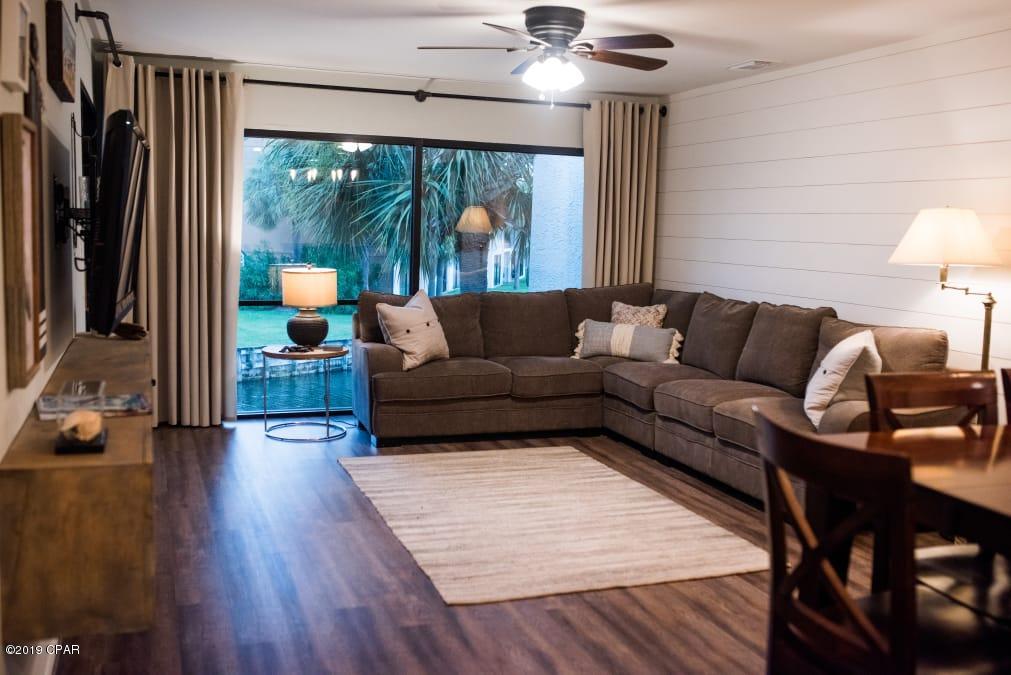 Edgewater Golf Villas V-C - Residential