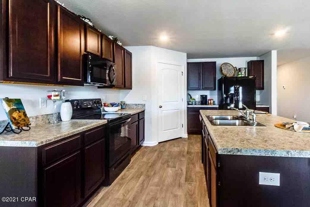 Fanning Bayou - Residential Lease