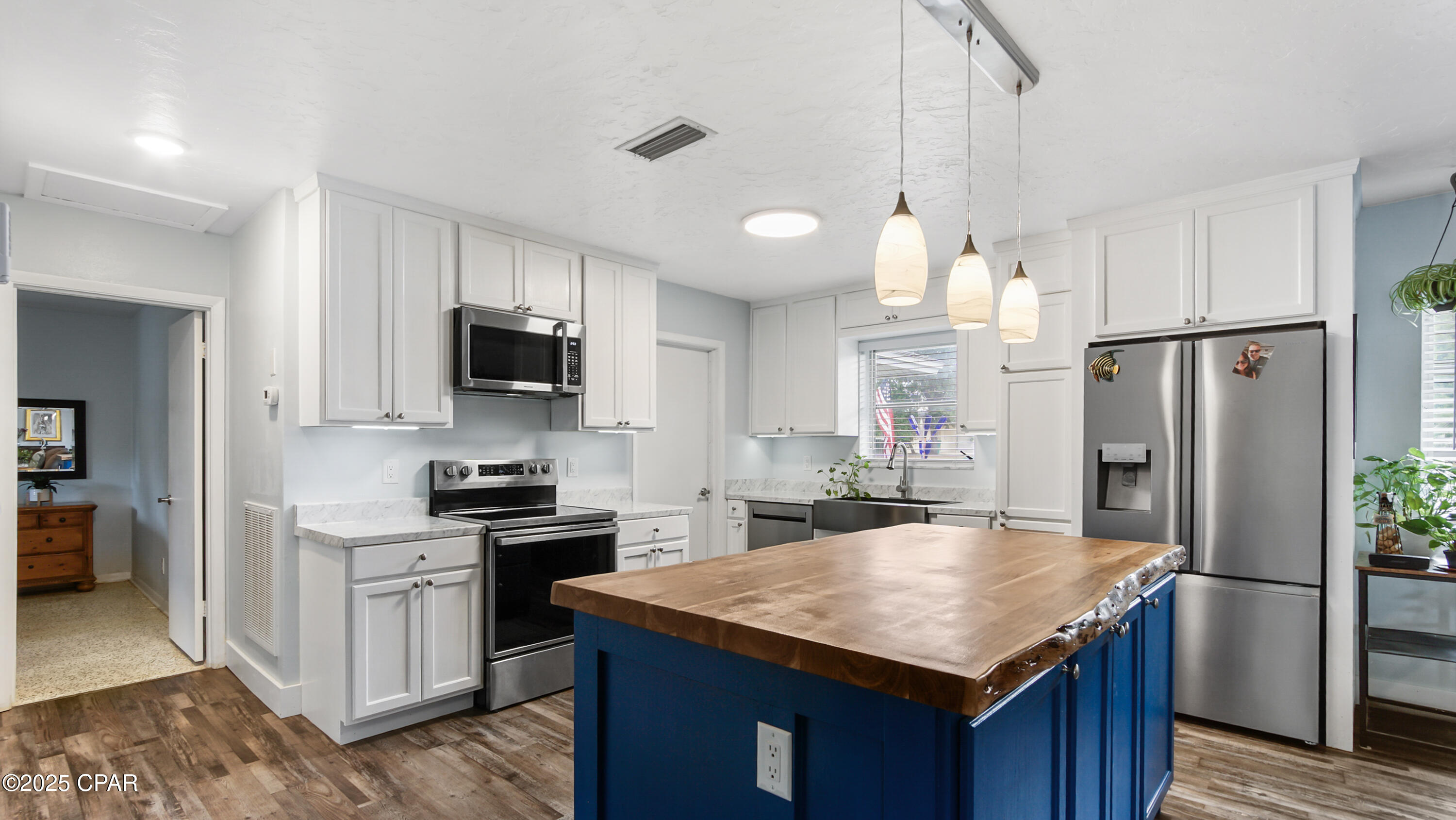 Sunny Hills Unit 1 - Residential