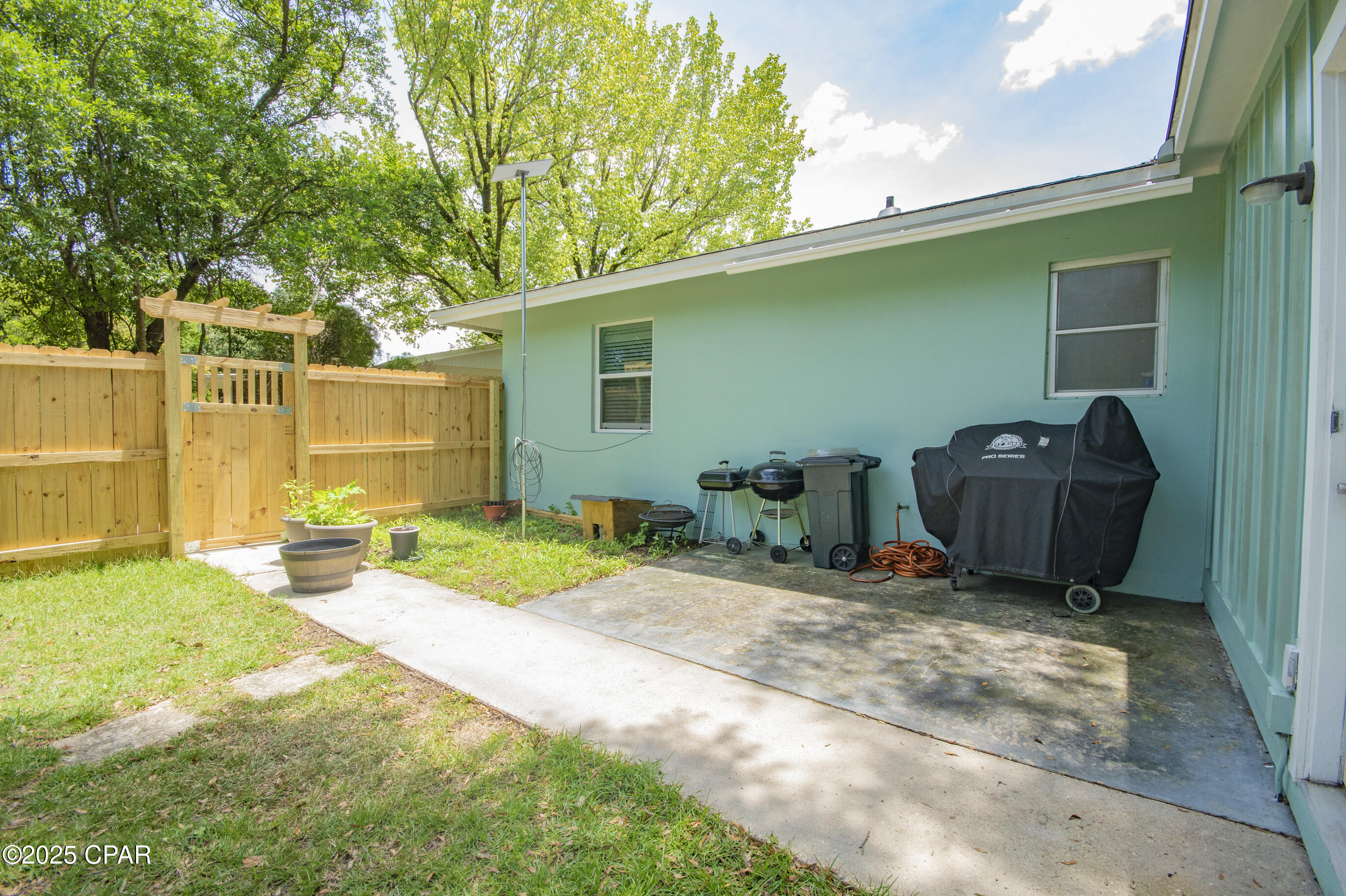 Sunny Hills Unit 1 - Residential