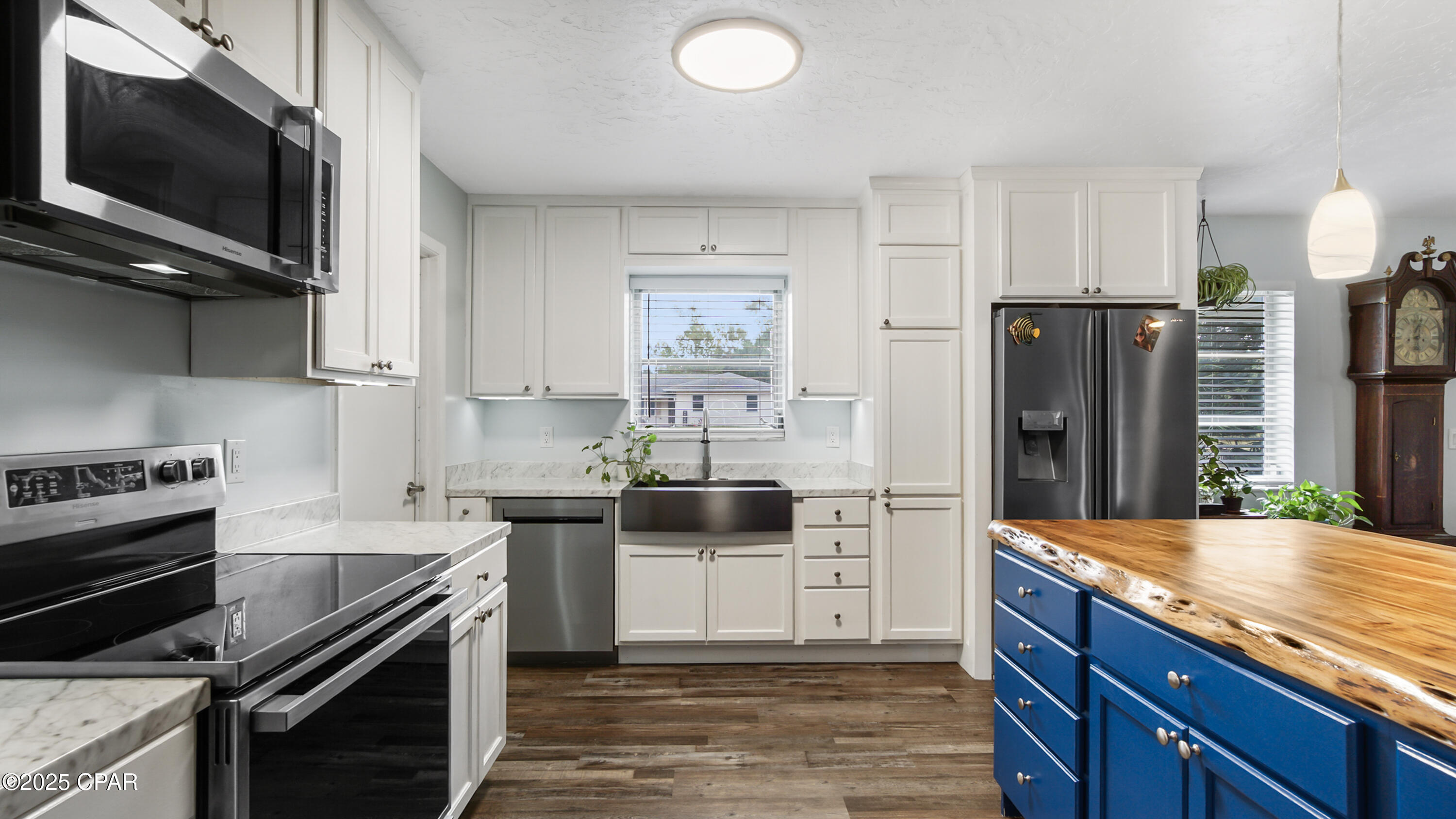 Sunny Hills Unit 1 - Residential