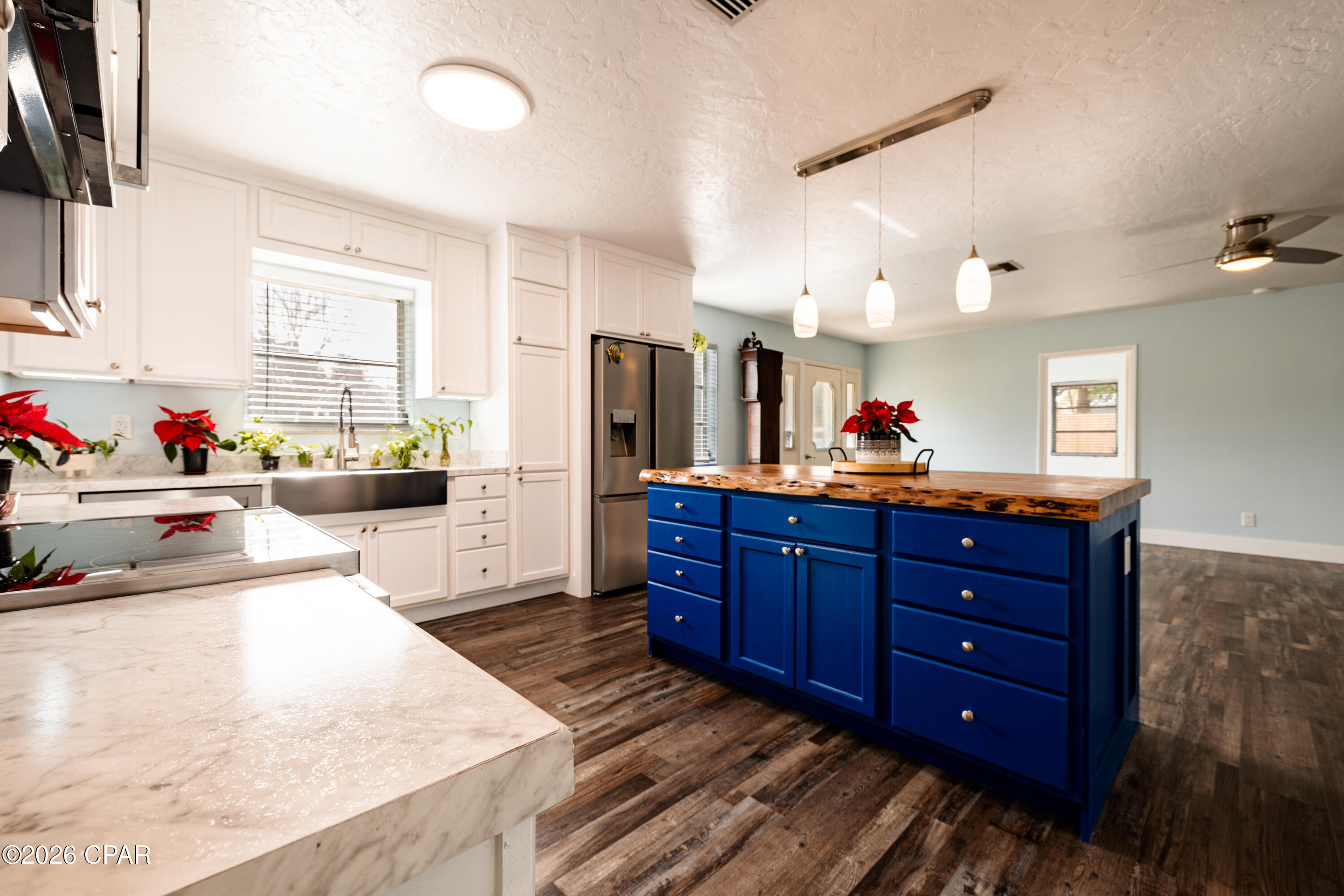 Sunny Hills Unit 1 - Residential